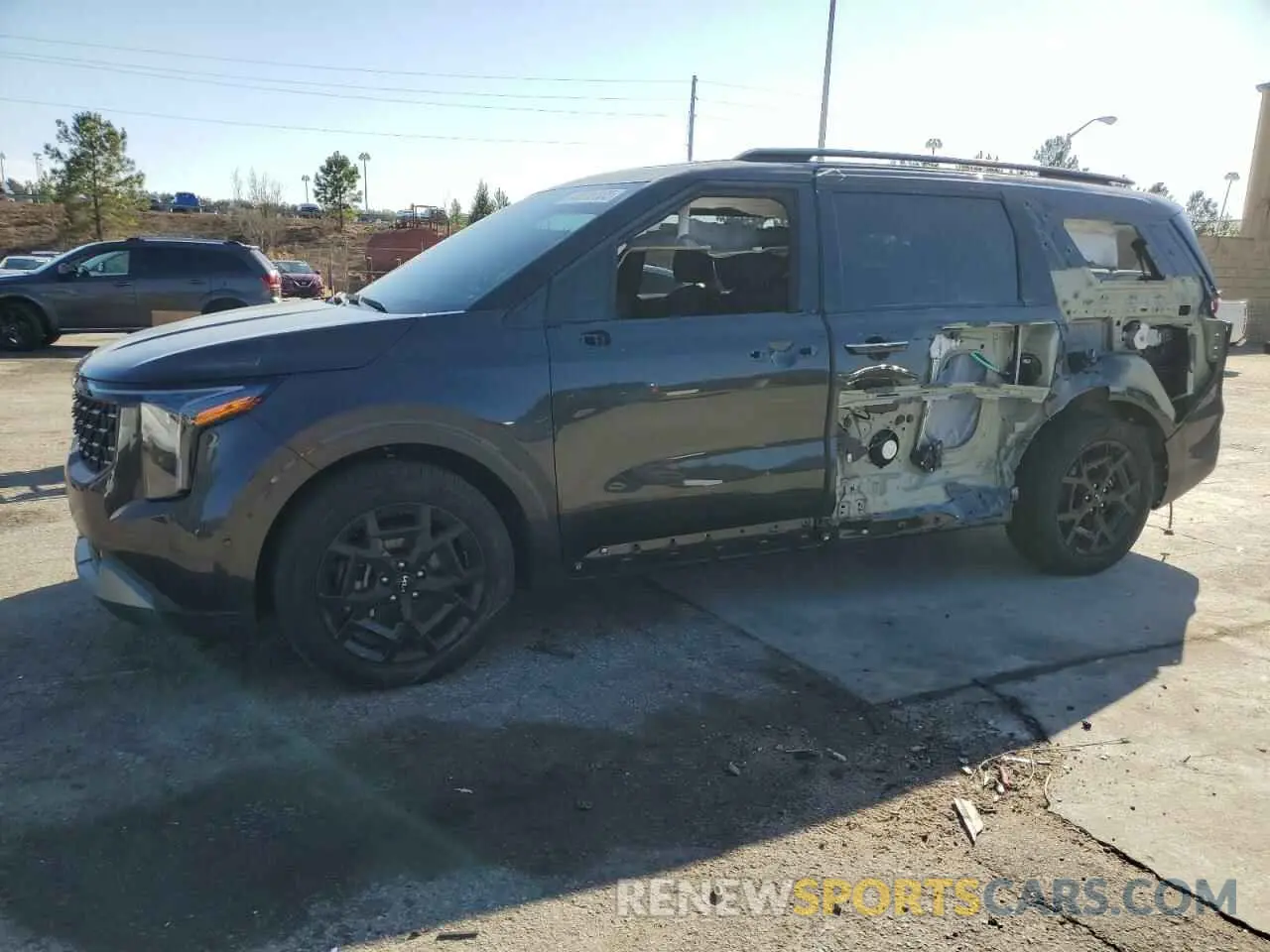 1 Photograph of a damaged car KNDNE5K38S6461393 KIA CARNIVAL S 2025