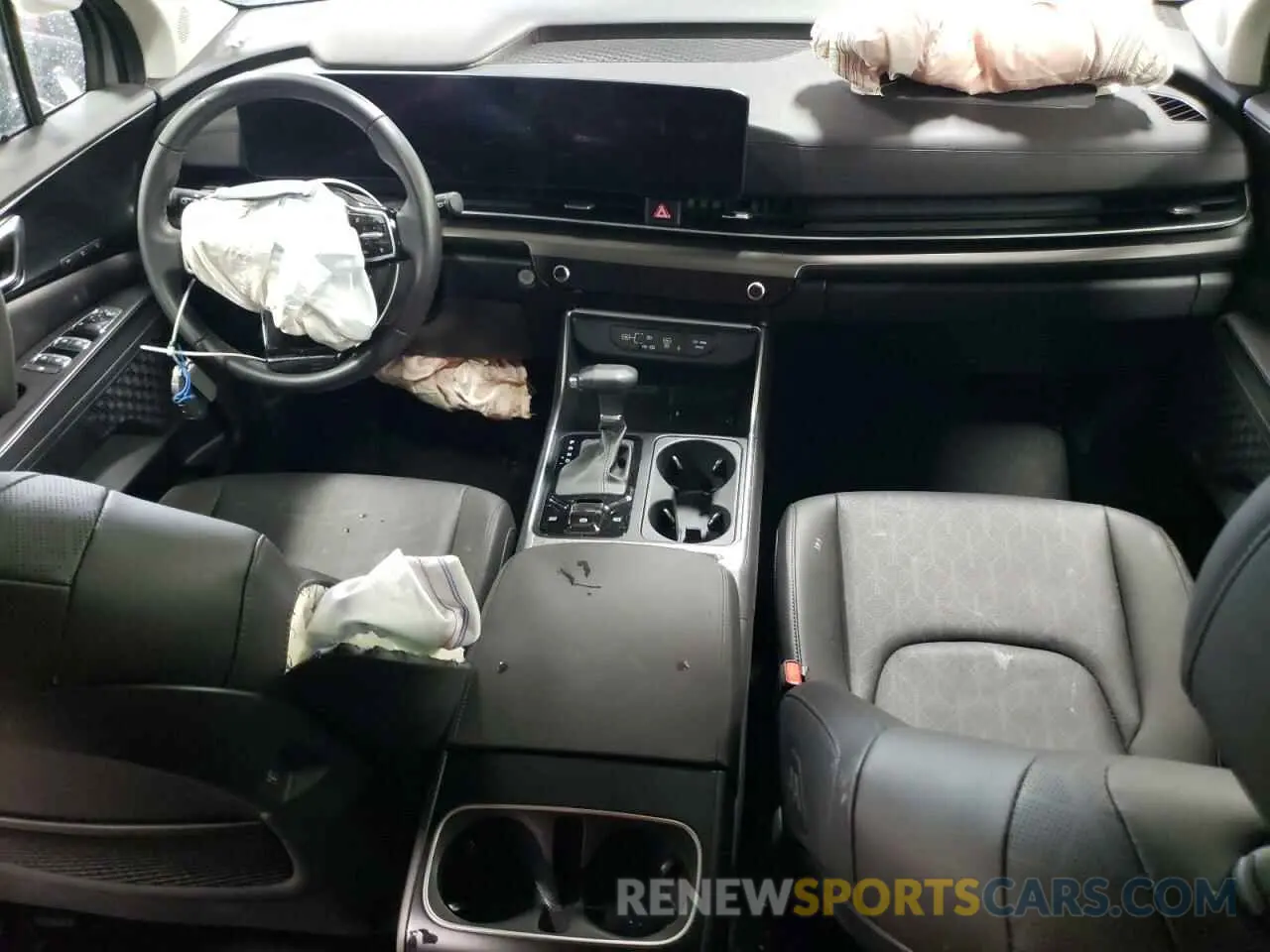 8 Photograph of a damaged car KNDNE5K39S6499859 KIA CARNIVAL S 2025