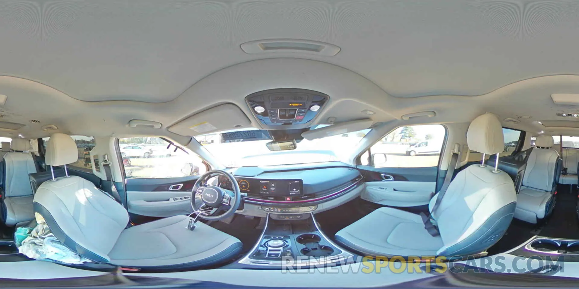 13 Photograph of a damaged car KNDNE5KA0S6034319 KIA CARNIVAL S 2025
