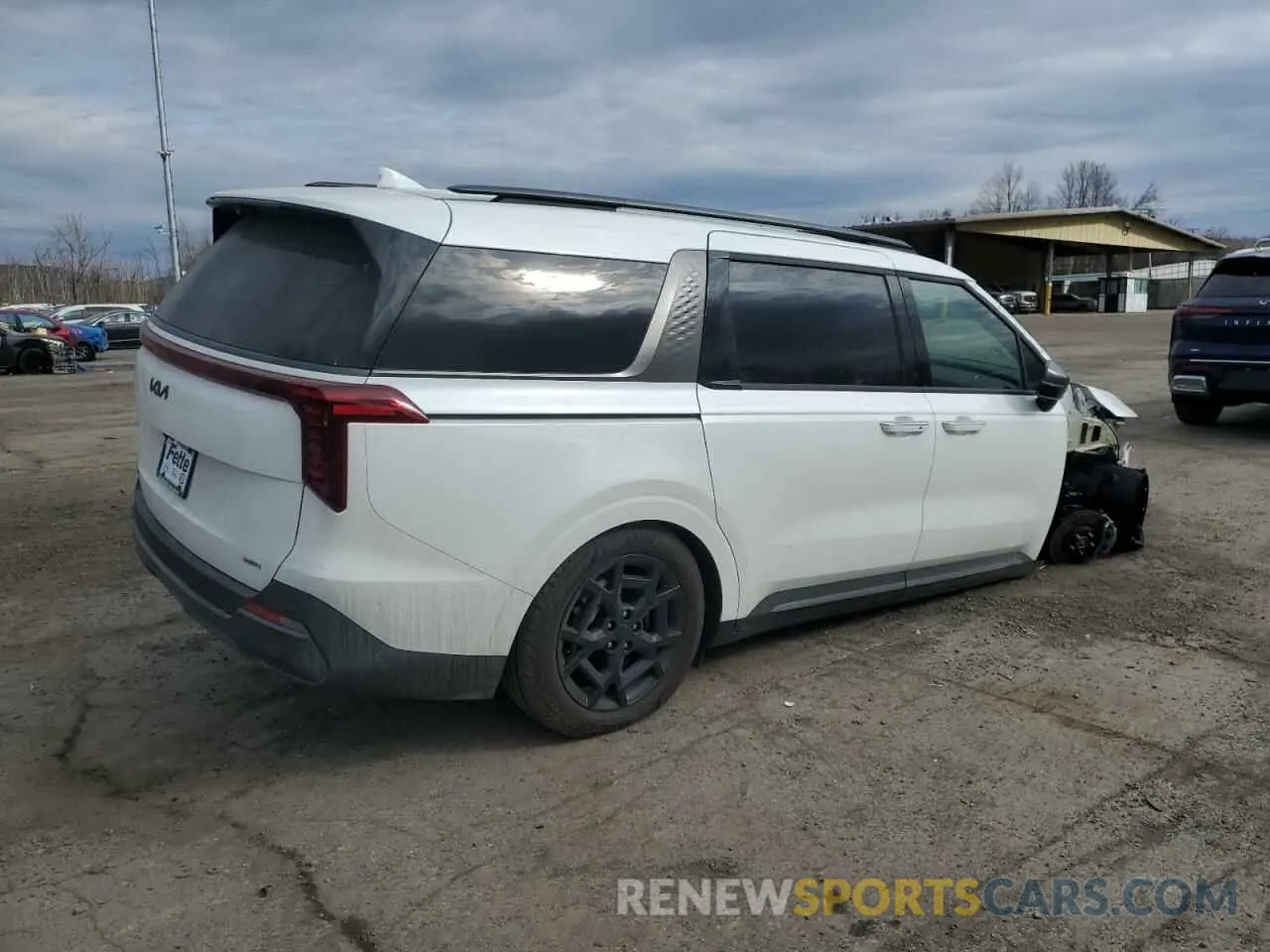 3 Photograph of a damaged car KNDNE5KA1S6030120 KIA CARNIVAL S 2025
