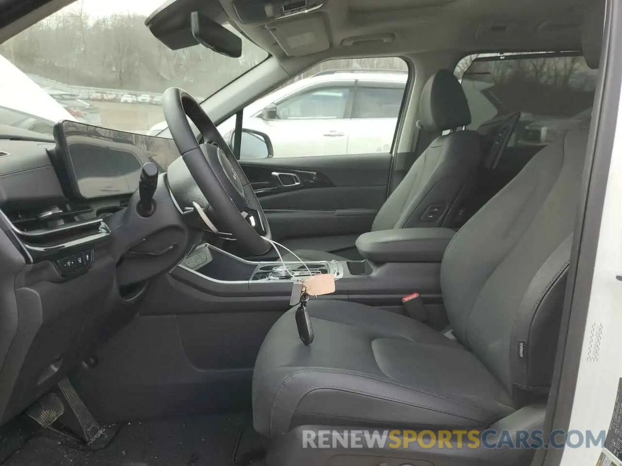 7 Photograph of a damaged car KNDNE5KA1S6030120 KIA CARNIVAL S 2025