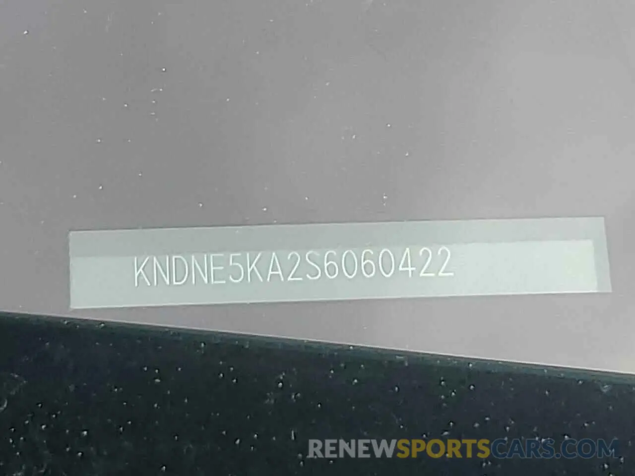 14 Photograph of a damaged car KNDNE5KA2S6060422 KIA CARNIVAL S 2025