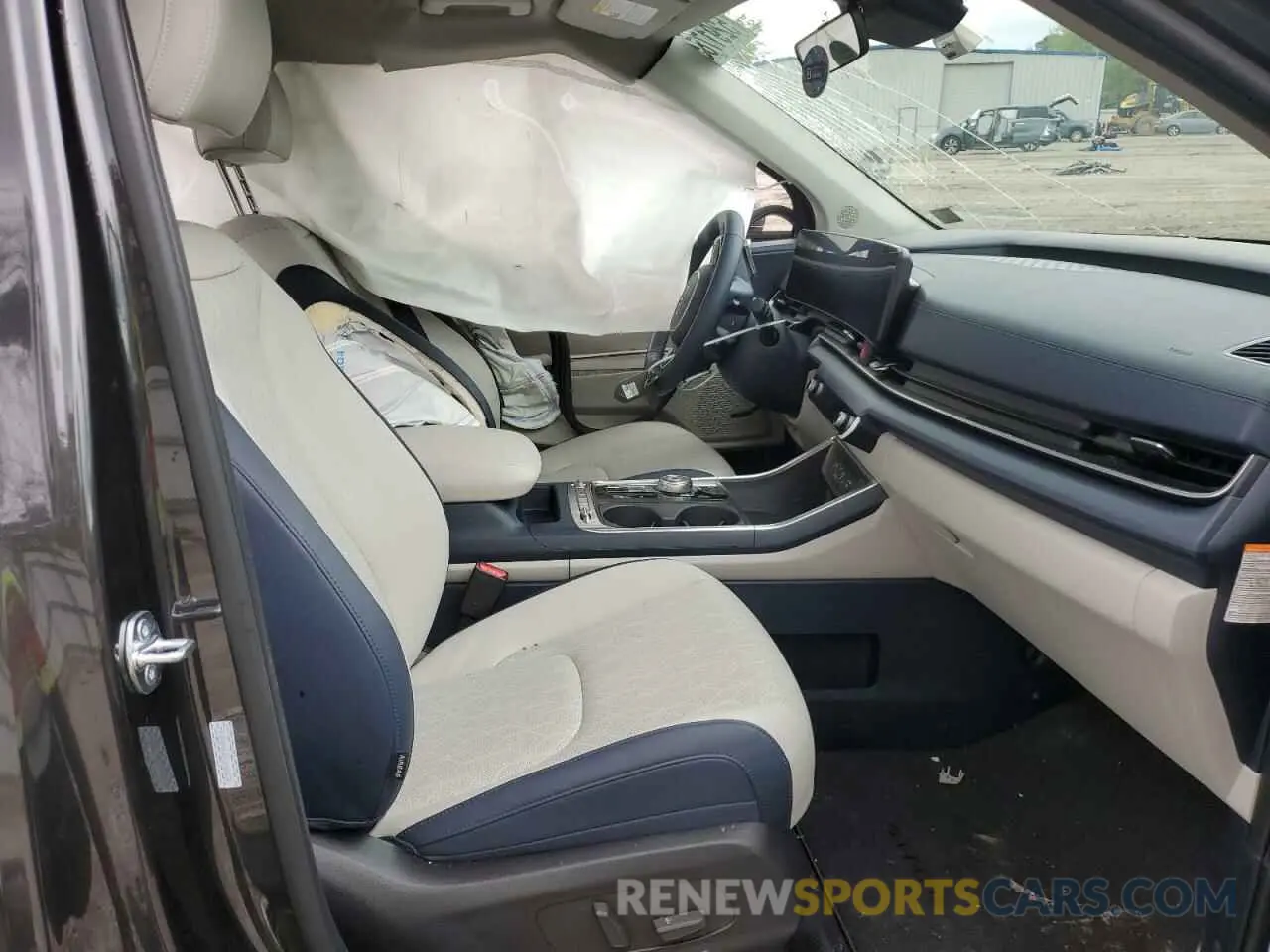 7 Photograph of a damaged car KNDNE5KA2S6060422 KIA CARNIVAL S 2025