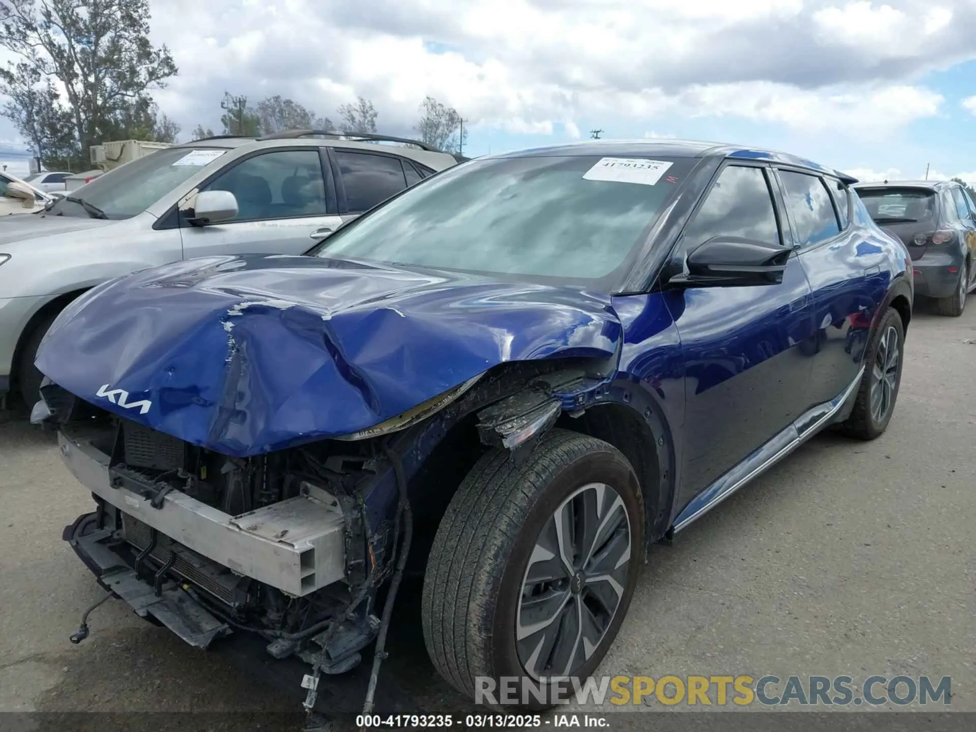 2 Photograph of a damaged car KNDC34LA2N5049730 KIA EV6 2022