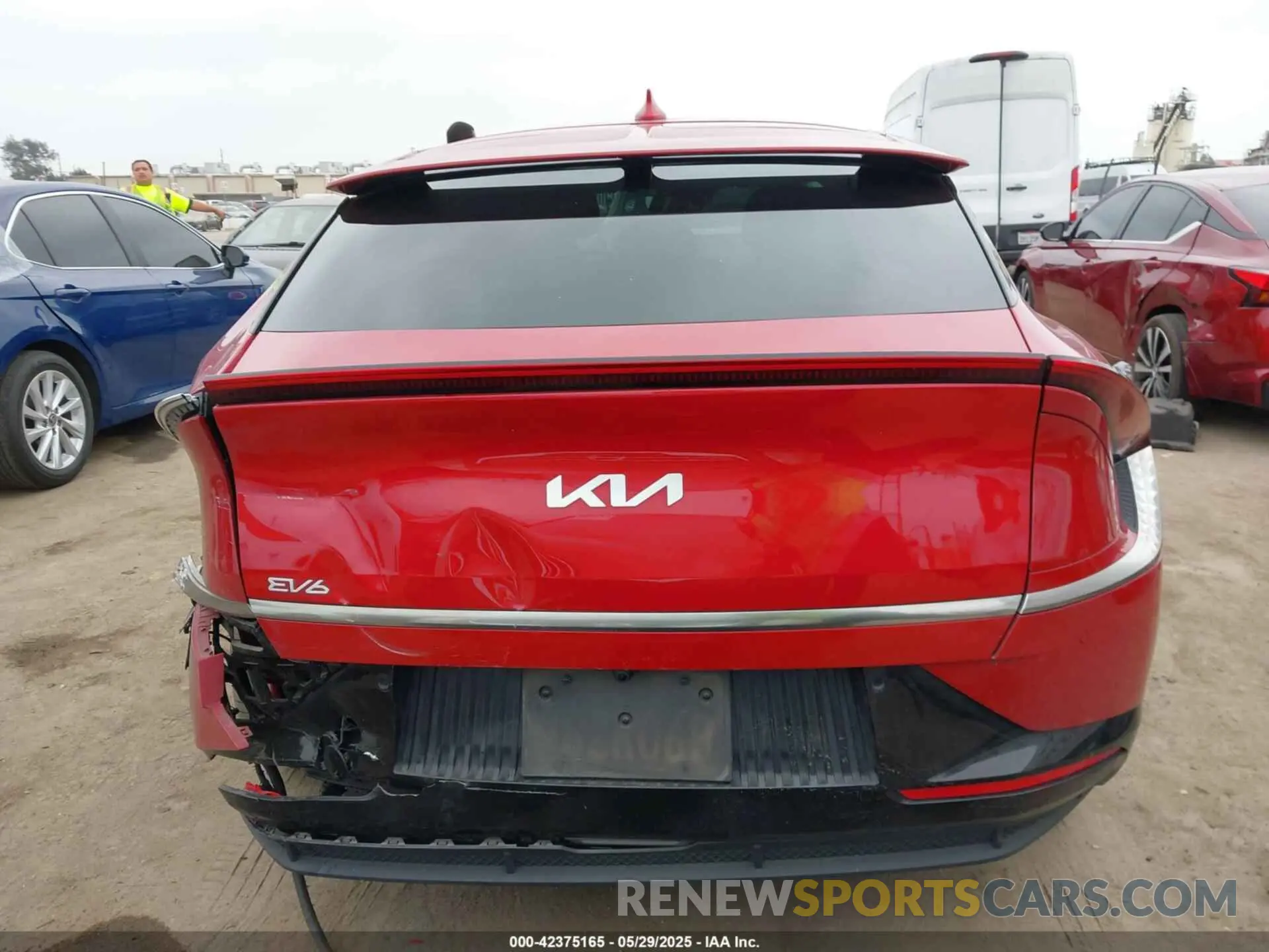 16 Photograph of a damaged car KNDC34LAXN5066095 KIA EV6 2022