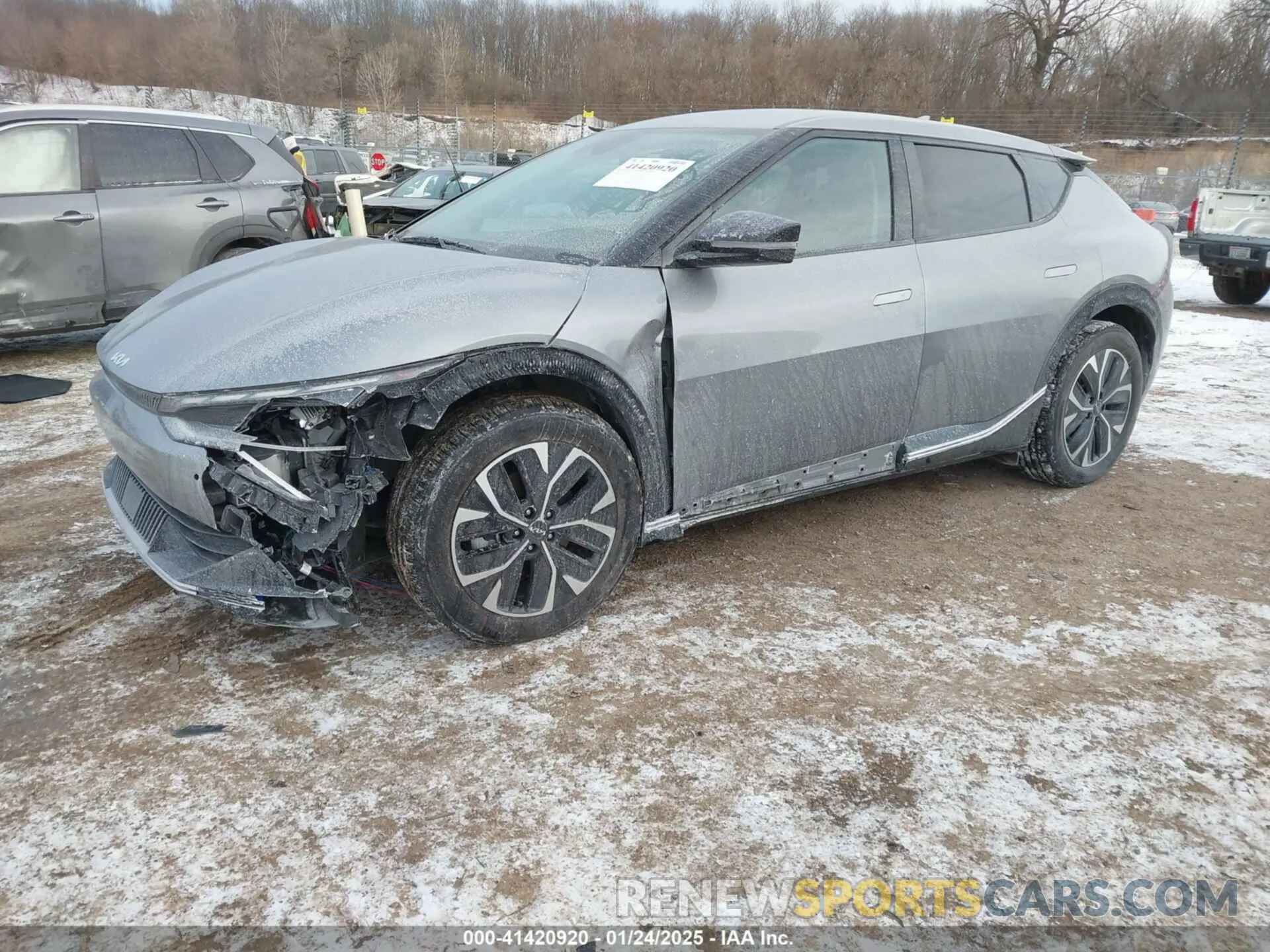 2 Photograph of a damaged car KNDC3DLC0N5076216 KIA EV6 2022