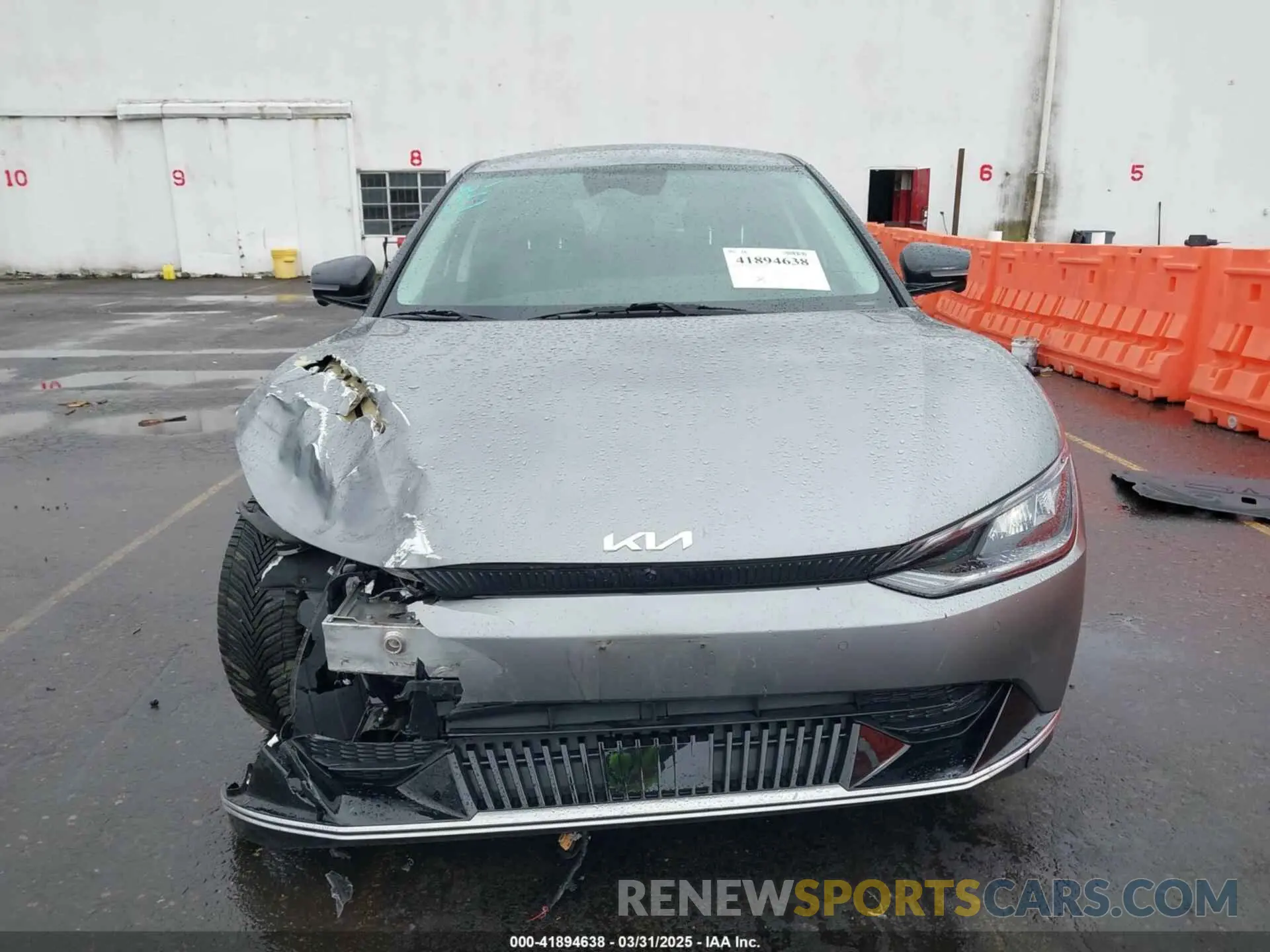 12 Photograph of a damaged car KNDC3DLC3N5088831 KIA EV6 2022