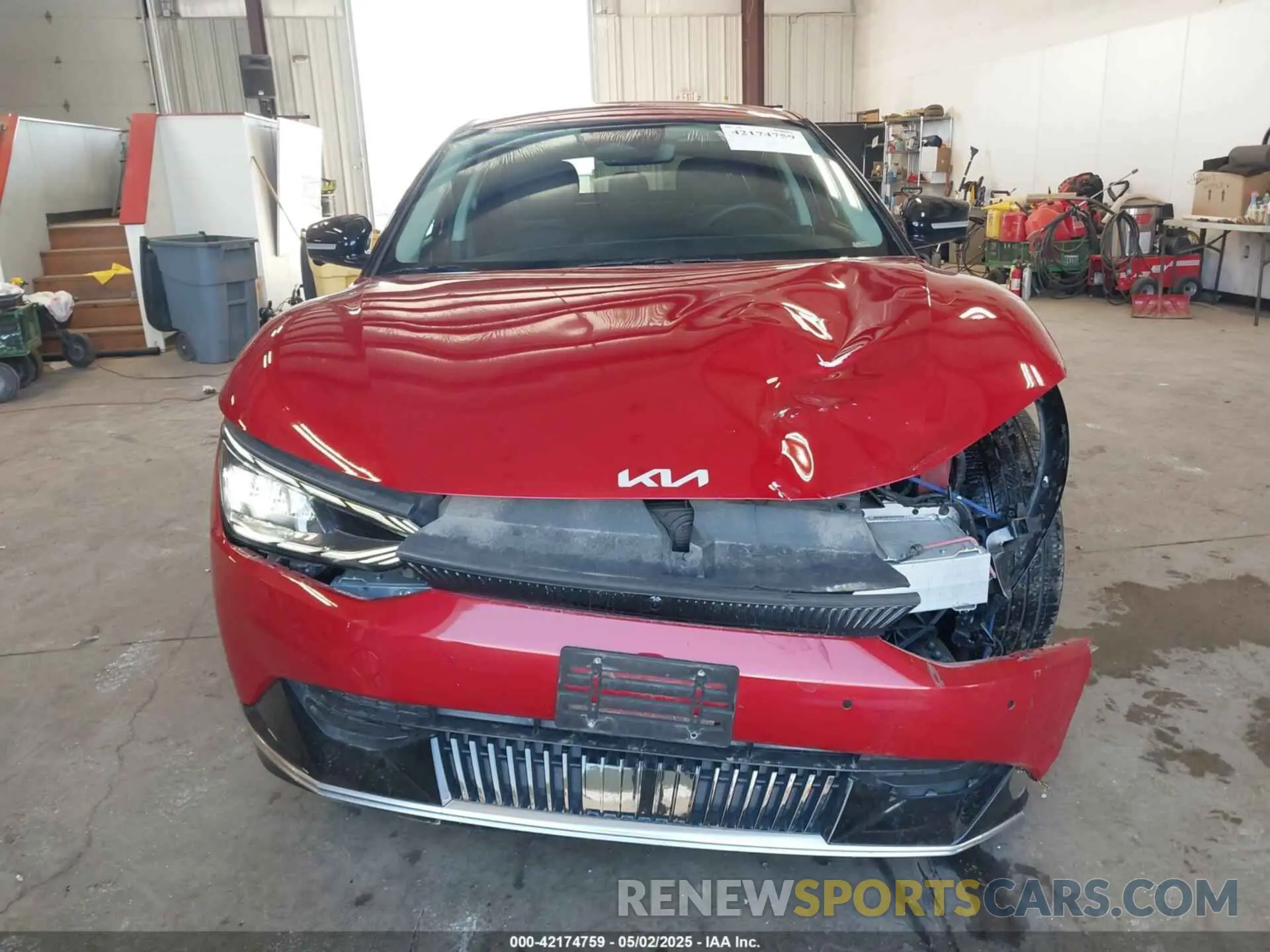 13 Photograph of a damaged car KNDC3DLC8N5042850 KIA EV6 2022