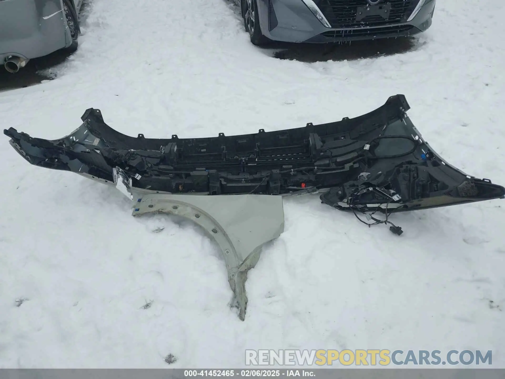 12 Photograph of a damaged car KNDC3DLCXN5061934 KIA EV6 2022