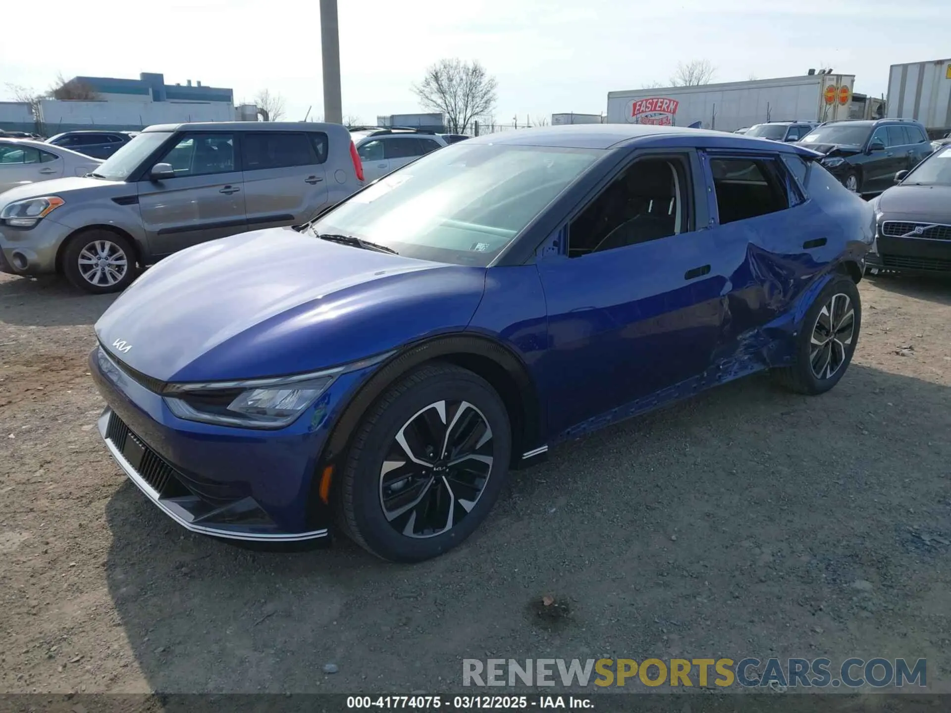 2 Photograph of a damaged car KNDC3DLCXN5068642 KIA EV6 2022