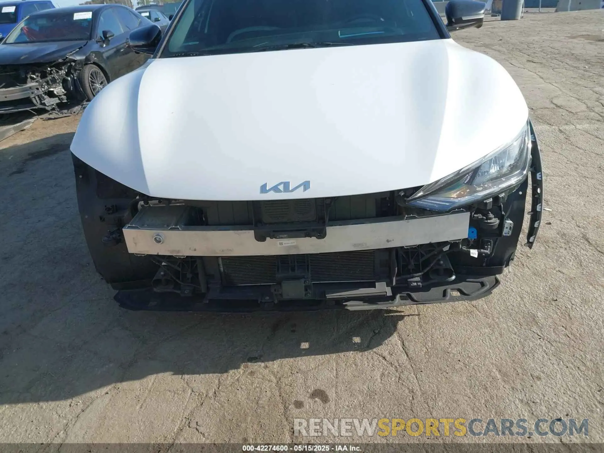 6 Photograph of a damaged car KNDC44LA9N5030847 KIA EV6 2022