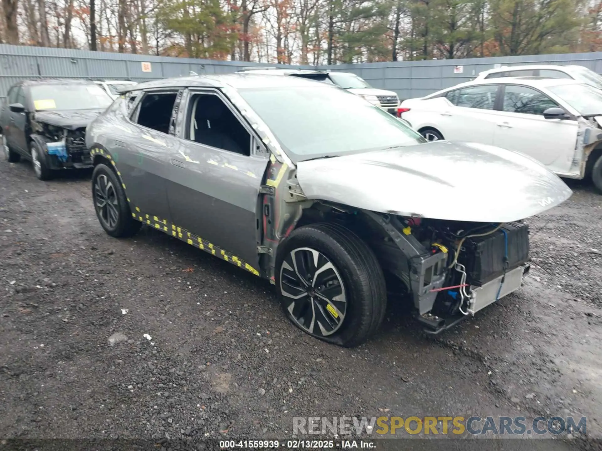 1 Photograph of a damaged car KNDC34LA0P5104873 KIA EV6 2023