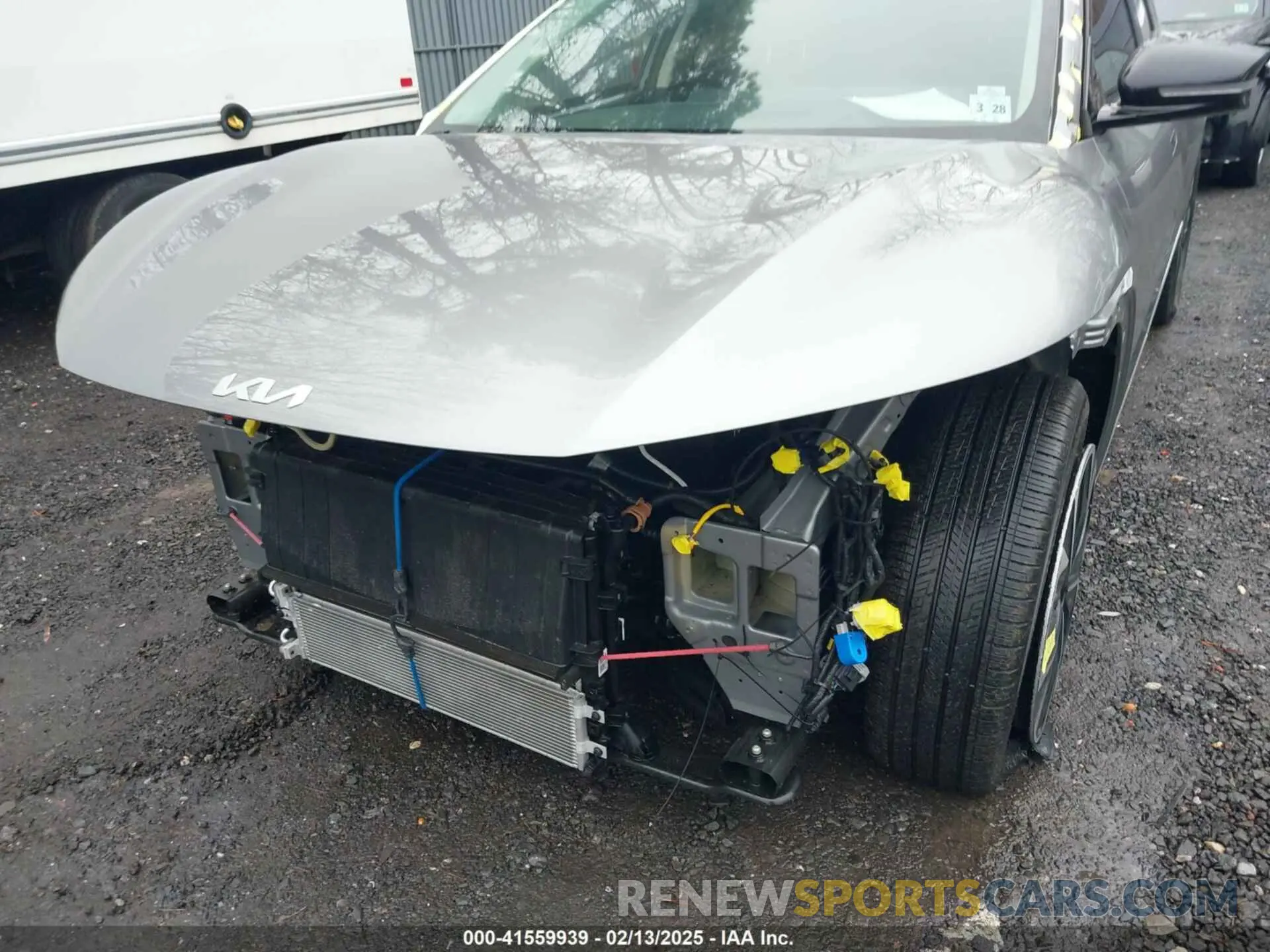 6 Photograph of a damaged car KNDC34LA0P5104873 KIA EV6 2023