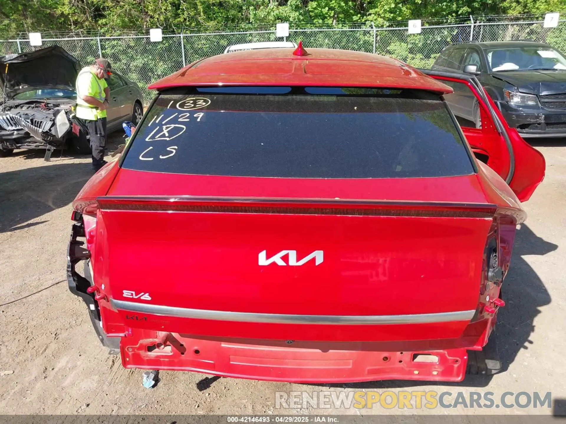 17 Photograph of a damaged car KNDC34LA1P5105031 KIA EV6 2023