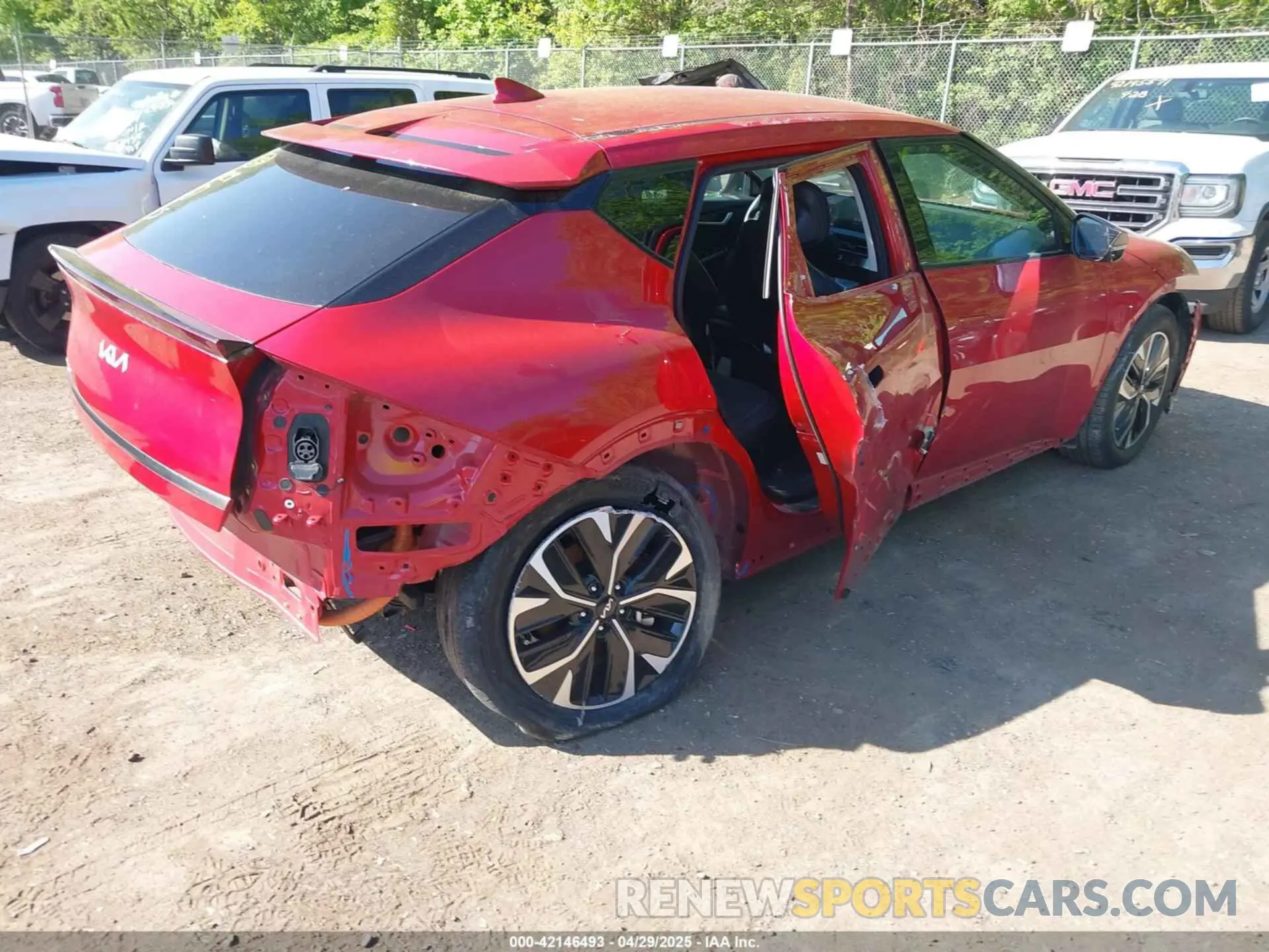 4 Photograph of a damaged car KNDC34LA1P5105031 KIA EV6 2023