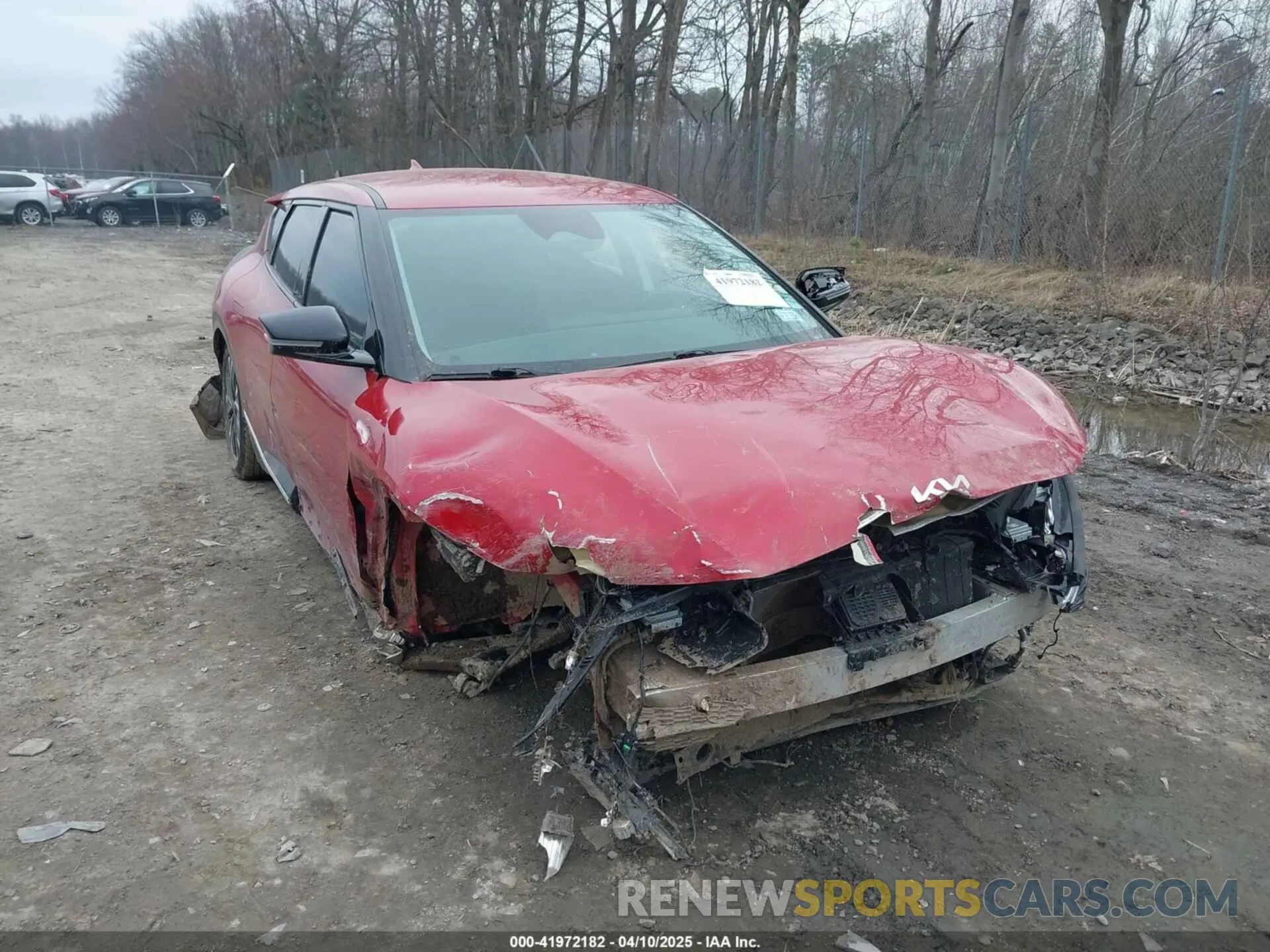 6 Photograph of a damaged car KNDC34LA5P5610909 KIA EV6 2023