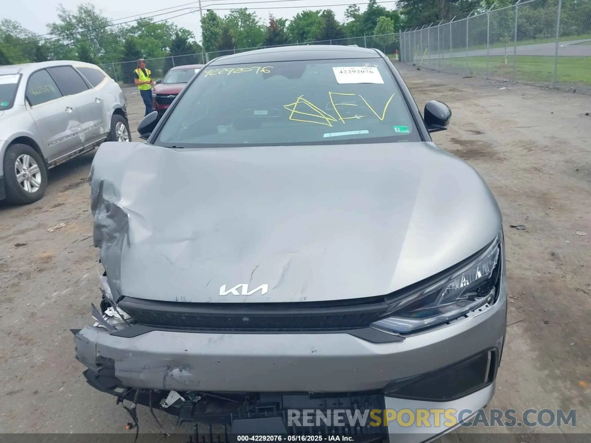 12 Photograph of a damaged car KNDC5DLE6P5106981 KIA EV6 2023