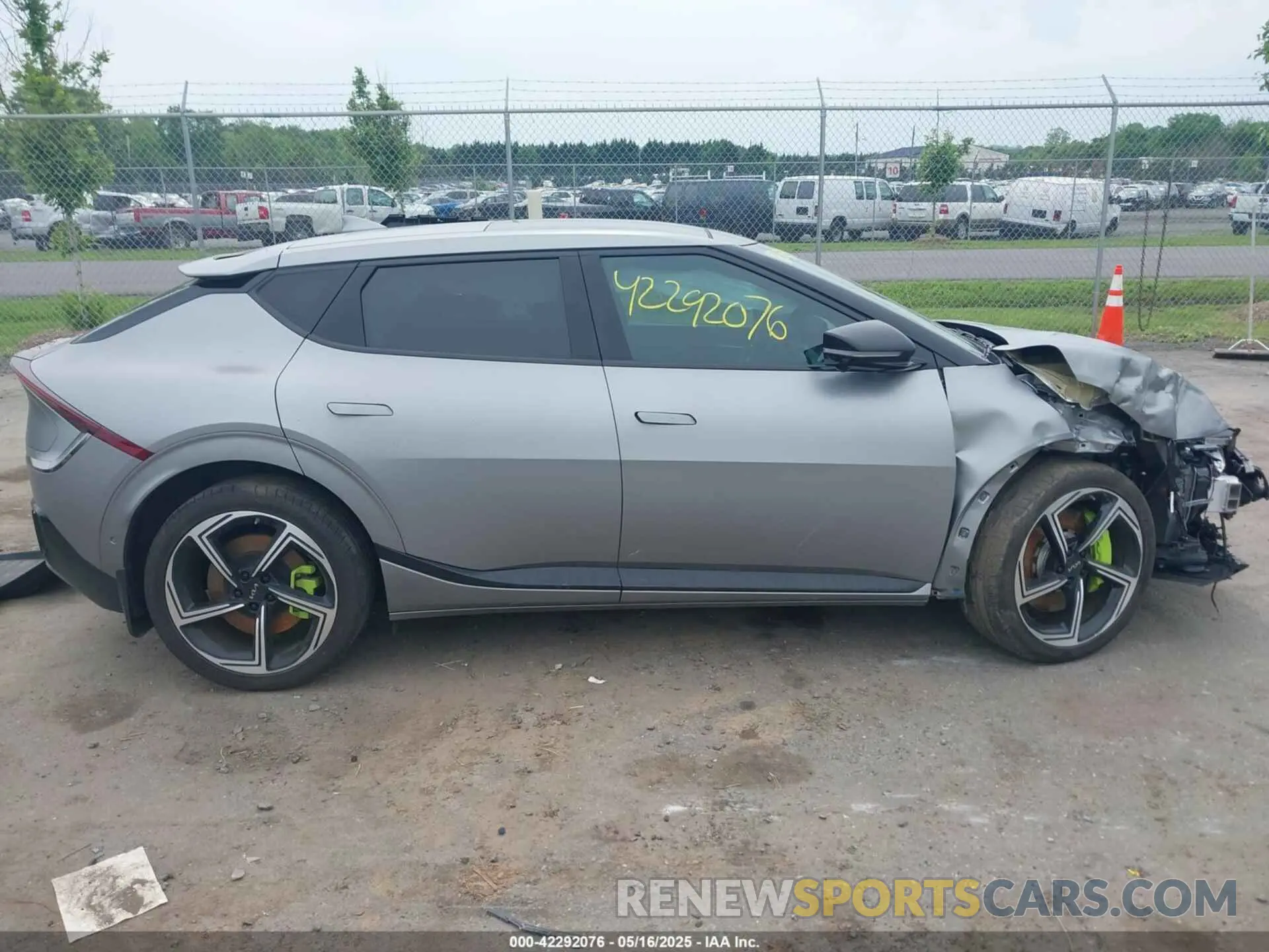 13 Photograph of a damaged car KNDC5DLE6P5106981 KIA EV6 2023