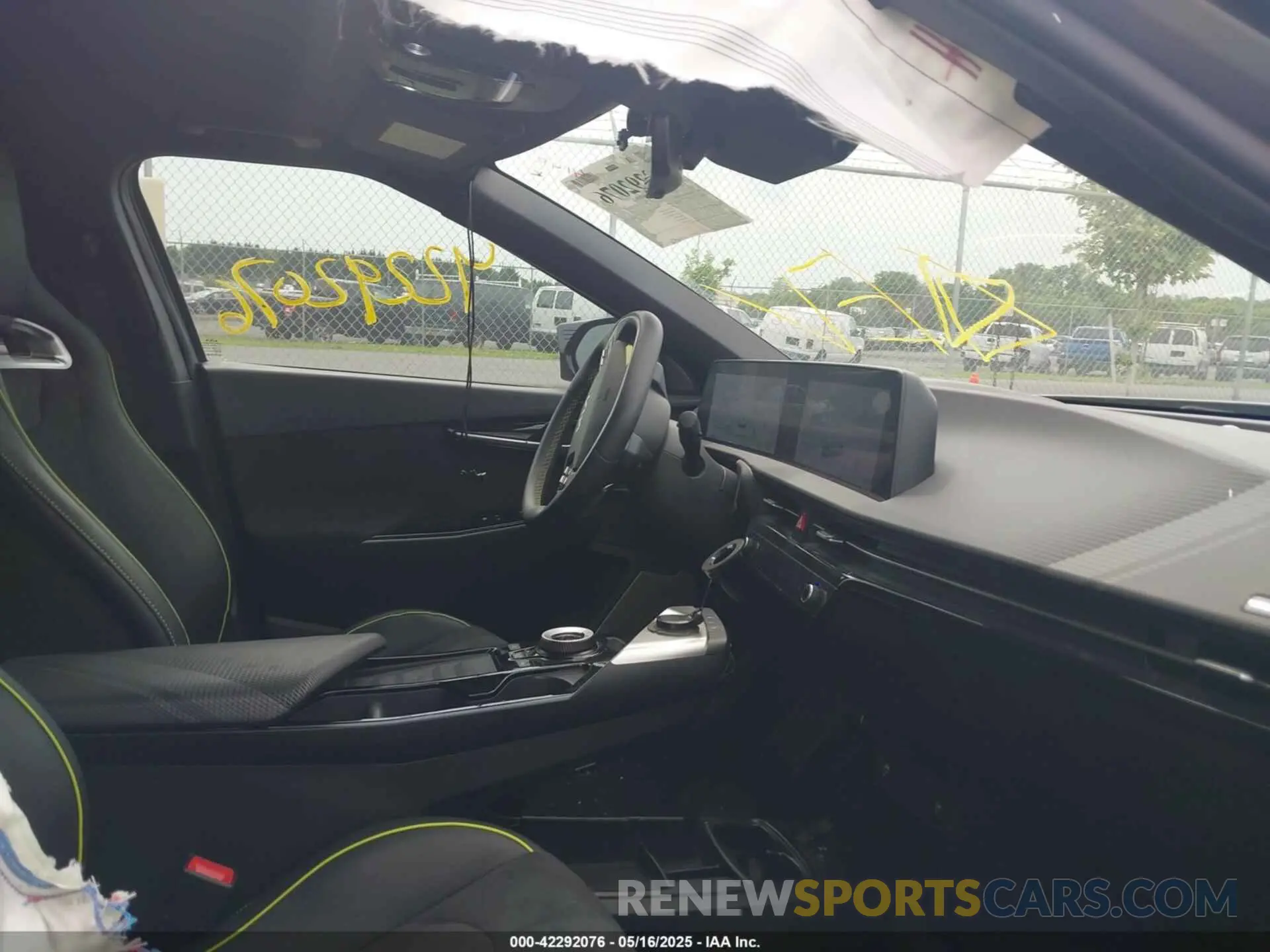 5 Photograph of a damaged car KNDC5DLE6P5106981 KIA EV6 2023