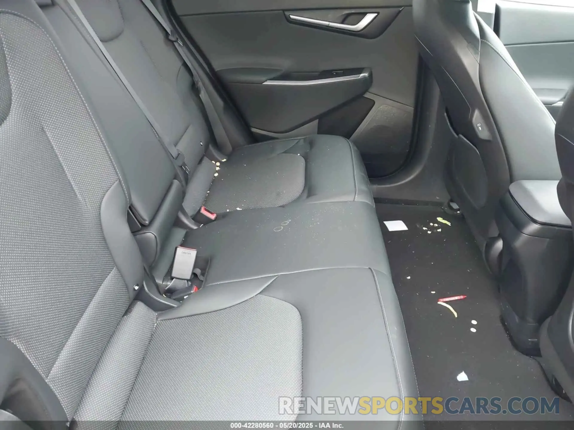 8 Photograph of a damaged car KNDC34LA9R5616778 KIA EV6 2024