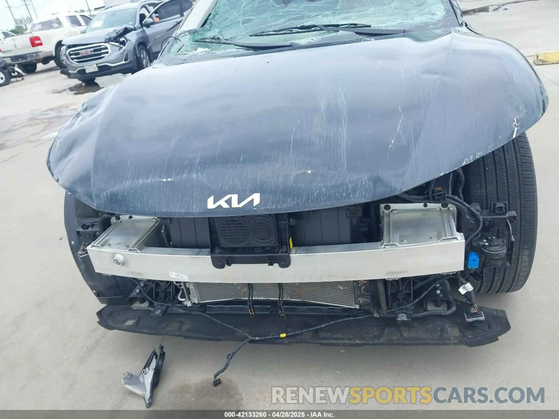 6 Photograph of a damaged car KNDC34LB7R5616772 KIA EV6 2024