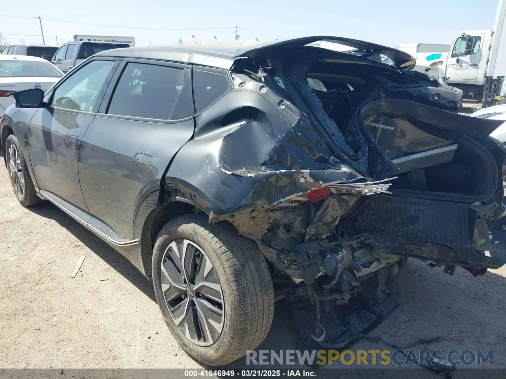 3 Photograph of a damaged car KNDC3DLC9R5160010 KIA EV6 2024