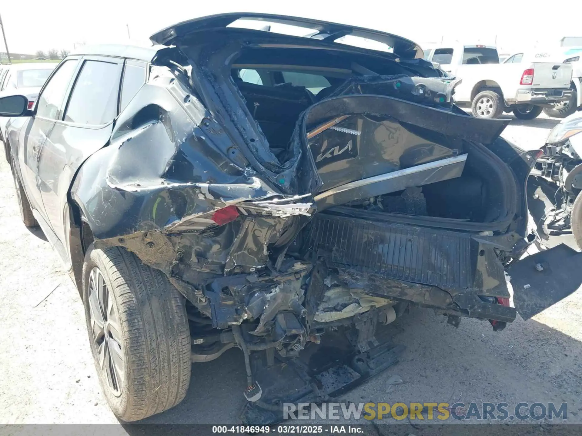 6 Photograph of a damaged car KNDC3DLC9R5160010 KIA EV6 2024
