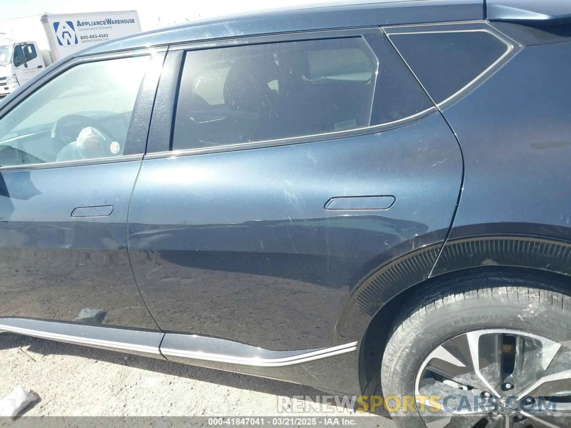 14 Photograph of a damaged car KNDC3DLCXR5201079 KIA EV6 2024