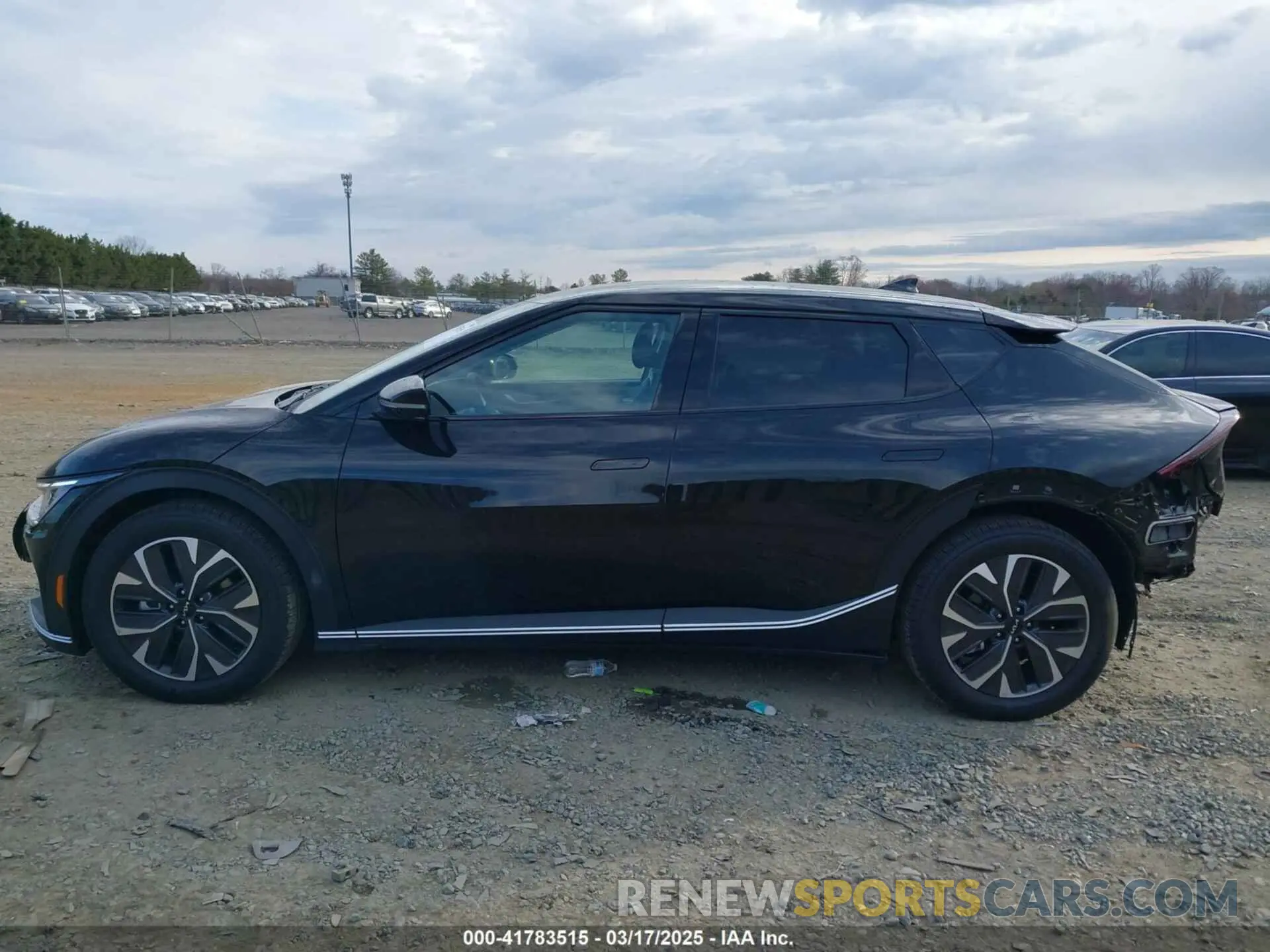 15 Photograph of a damaged car KNDC3DLCXR5205276 KIA EV6 2024