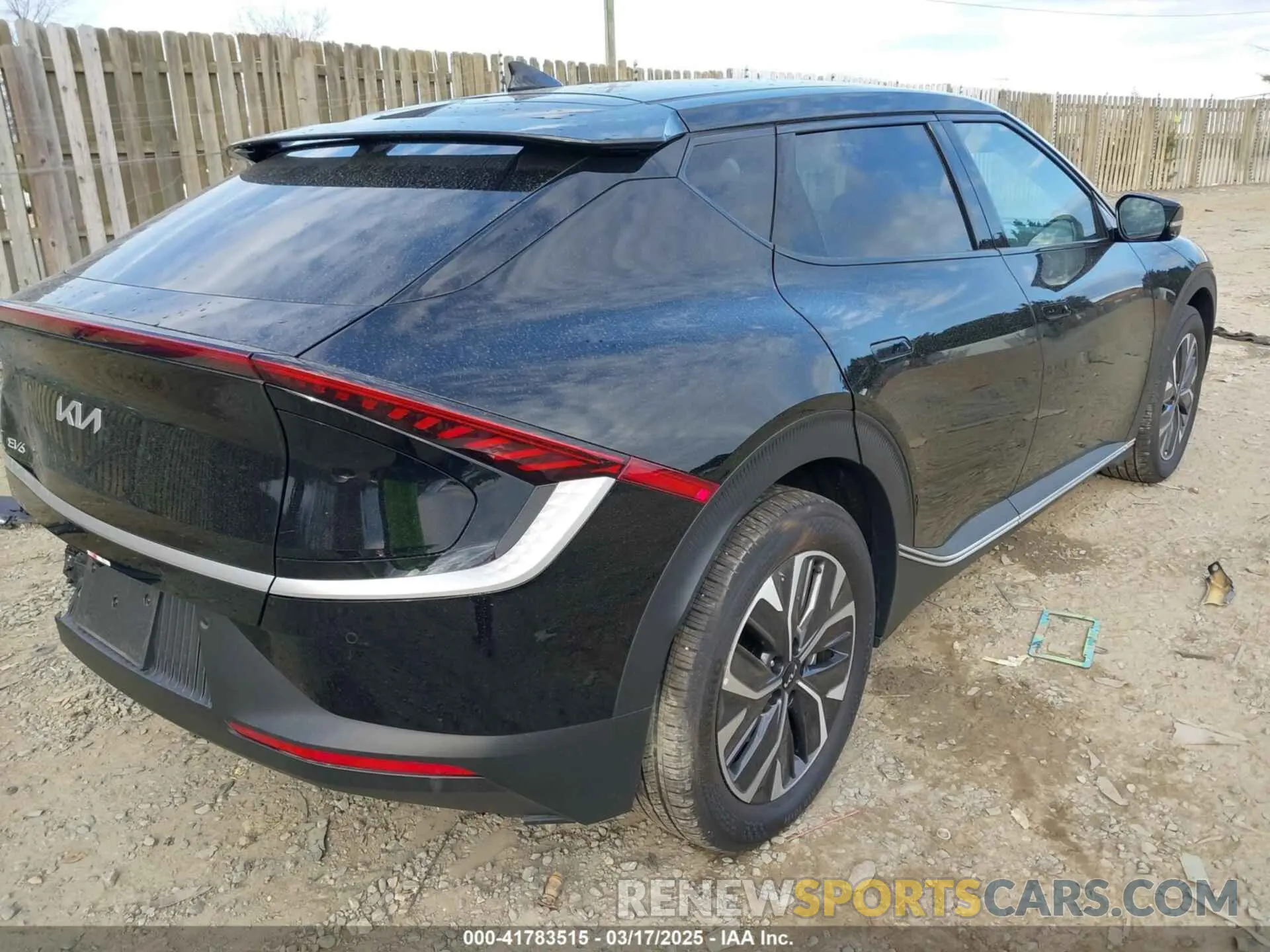 4 Photograph of a damaged car KNDC3DLCXR5205276 KIA EV6 2024