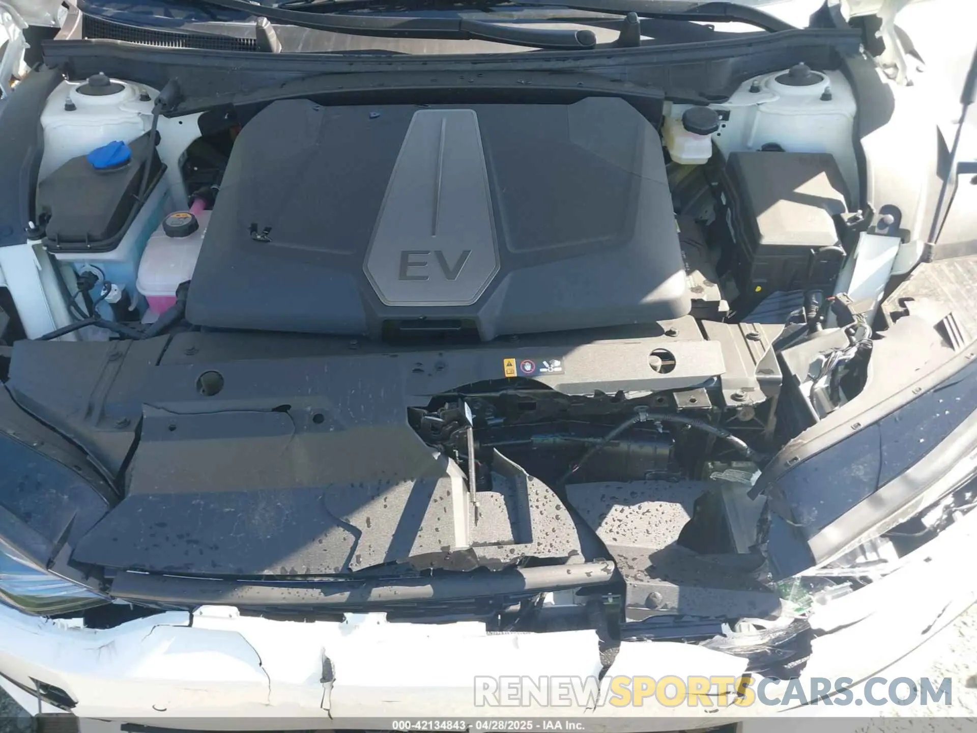 10 Photograph of a damaged car KNDC44LA8R5219799 KIA EV6 2024