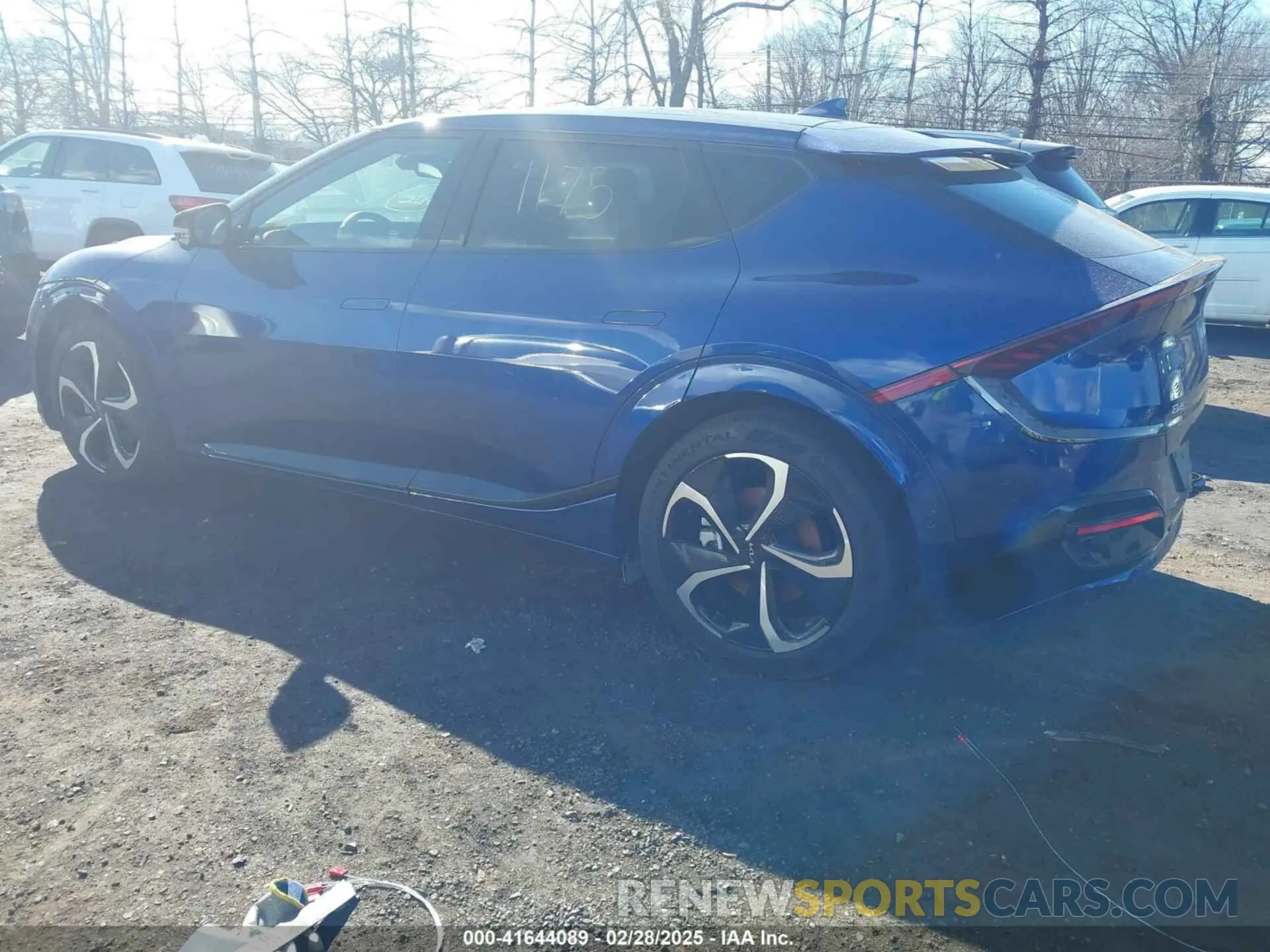 3 Photograph of a damaged car KNDC4DLCXR5166203 KIA EV6 2024
