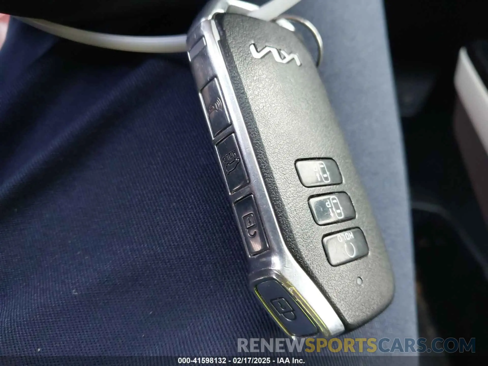 11 Photograph of a damaged car KNDC4DLCXR5204545 KIA EV6 2024