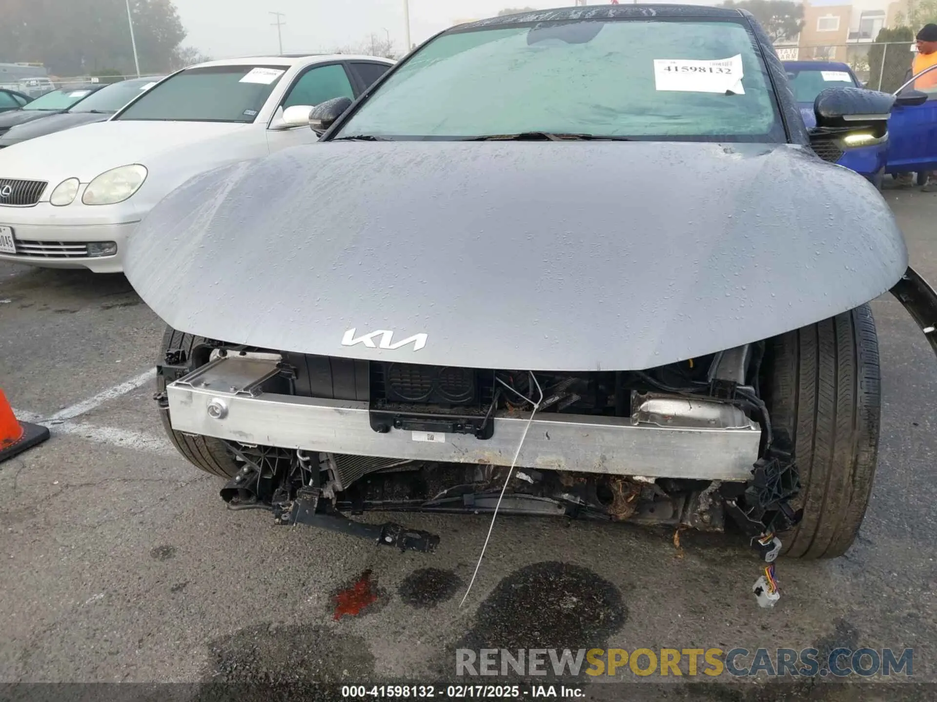 6 Photograph of a damaged car KNDC4DLCXR5204545 KIA EV6 2024