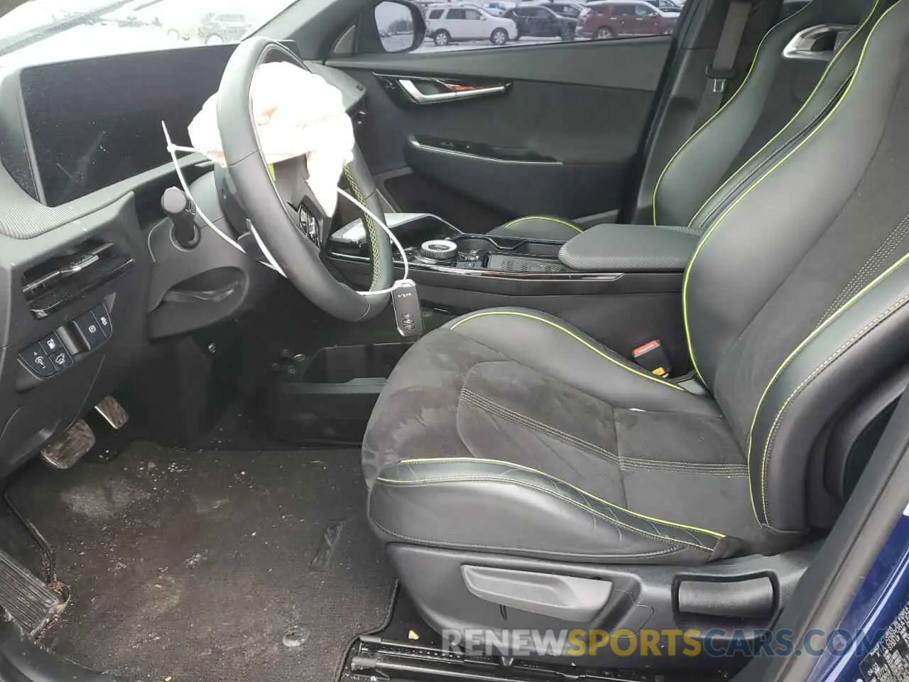 7 Photograph of a damaged car KNDC5DLEXP5140793 KIA EV6 GT 2023