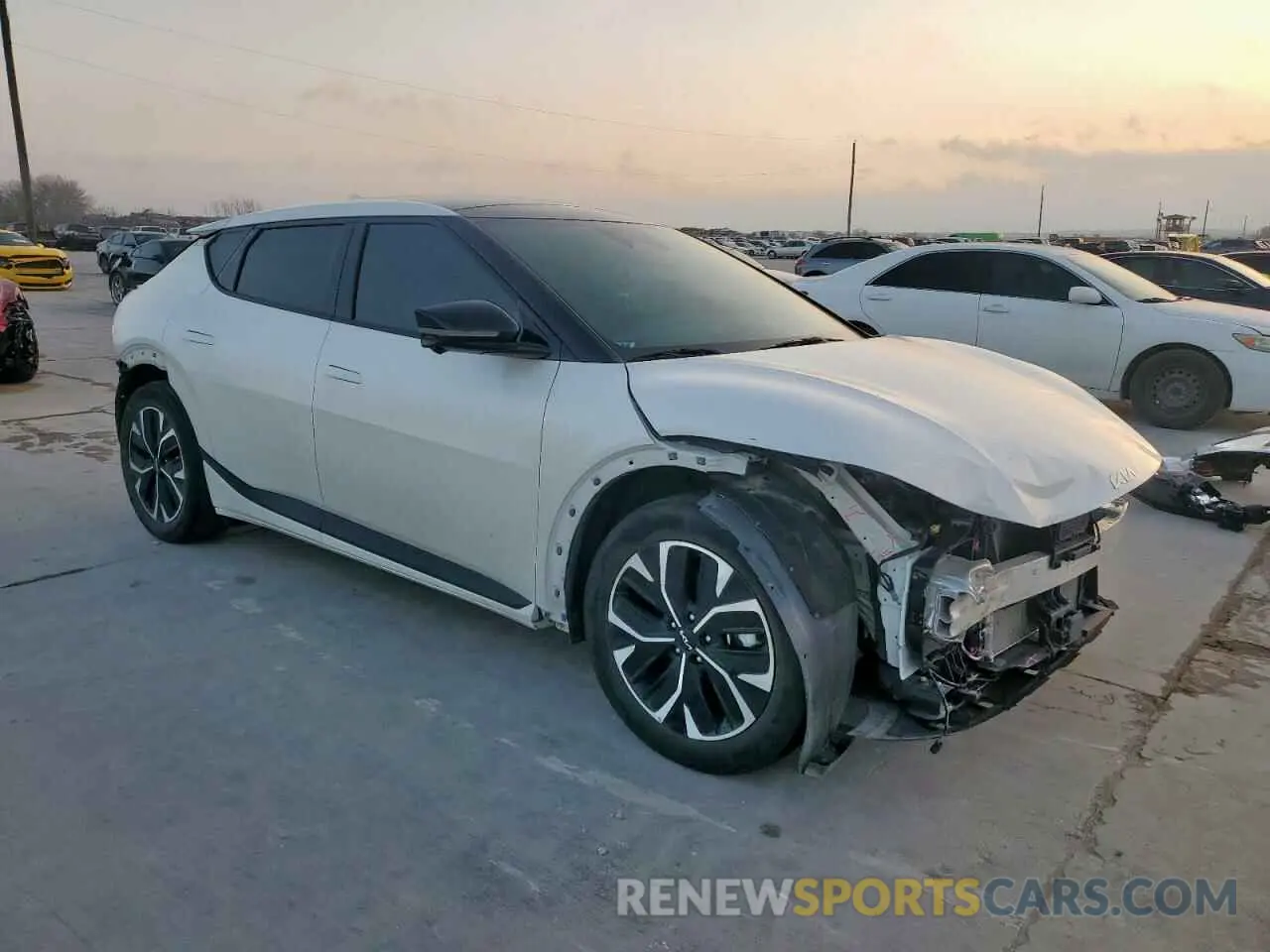 4 Photograph of a damaged car KNDC44LA8N5080509 KIA EV6 GT LIN 2022