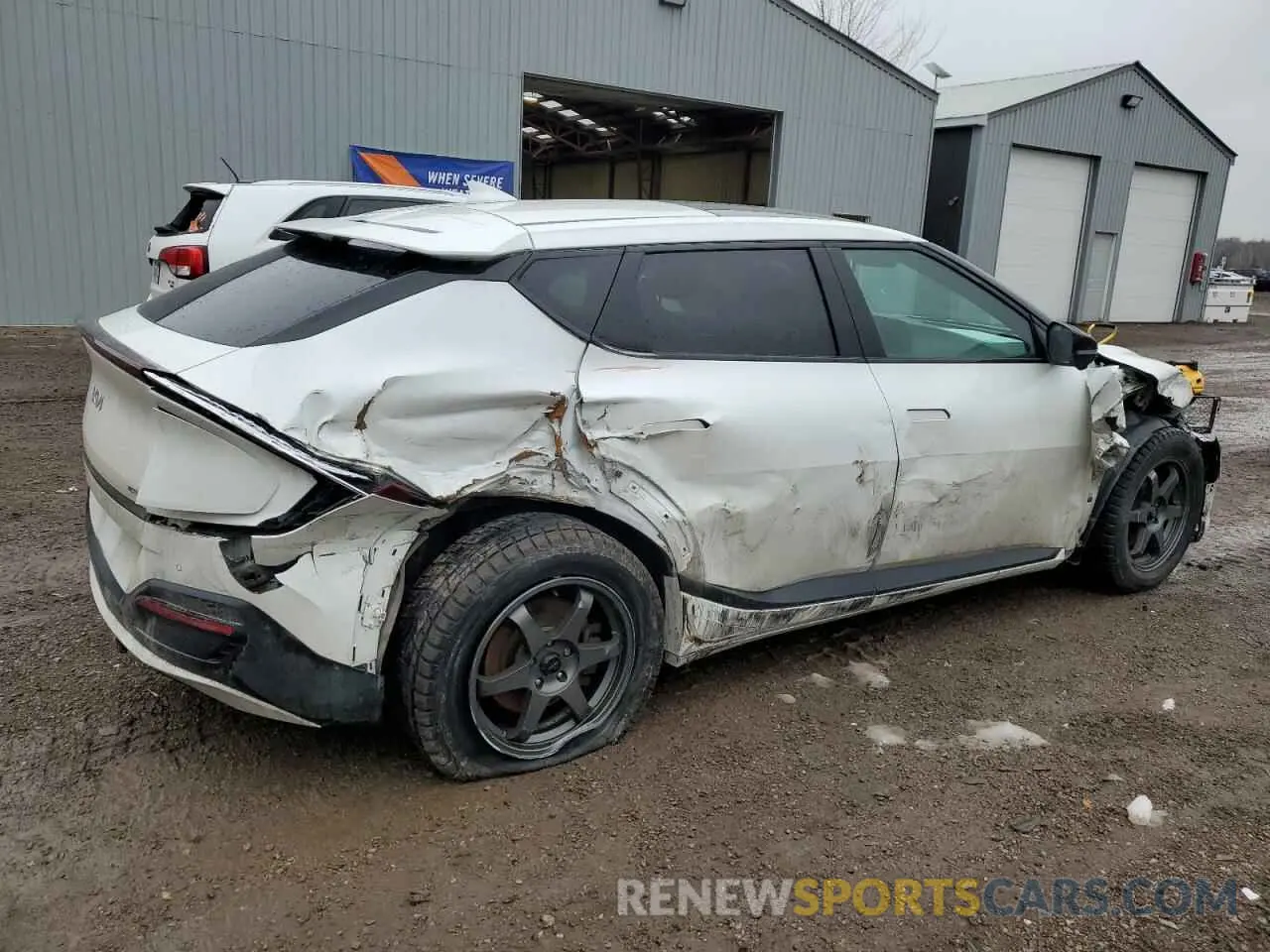 3 Photograph of a damaged car KNDC4DLC3N5041103 KIA EV6 GT LIN 2022