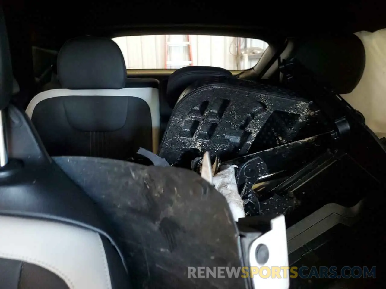 10 Photograph of a damaged car KNDC4DLC6R5181295 KIA EV6 GT LIN 2024