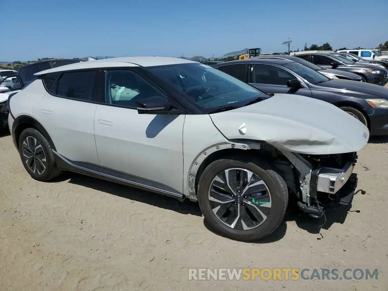 4 Photograph of a damaged car KNDC34LA5N5068577 KIA EV6 LIGHT 2022
