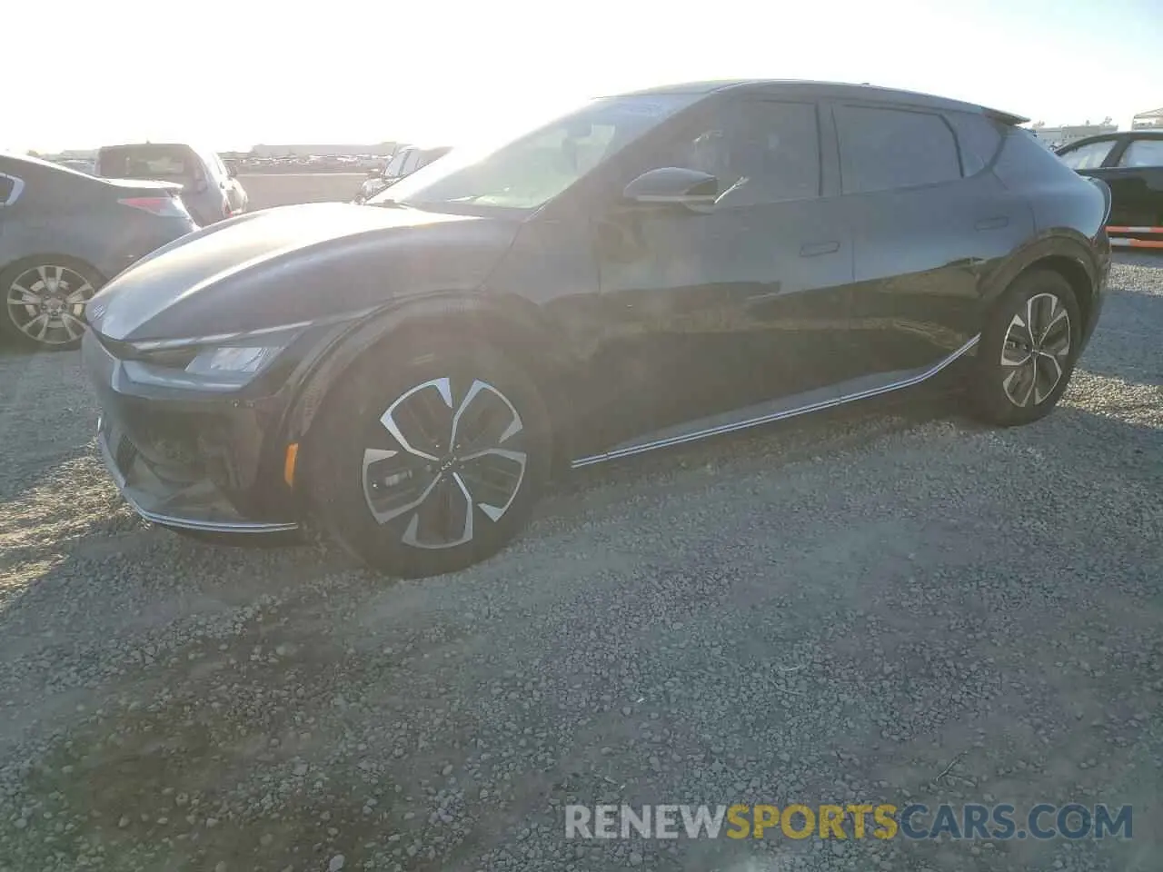 1 Photograph of a damaged car KNDC34LA8N5060246 KIA EV6 LIGHT 2022