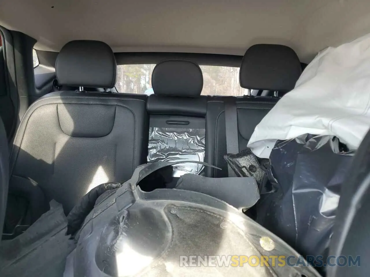 10 Photograph of a damaged car KNDC3DLC3N5035790 KIA EV6 LIGHT 2022