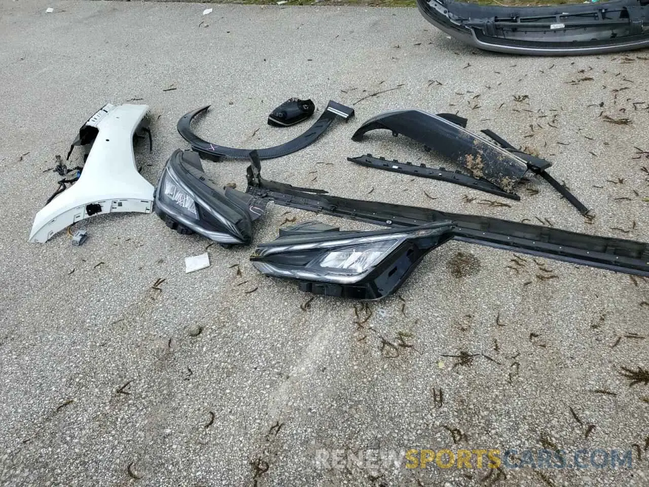 12 Photograph of a damaged car KNDC3DLC6N5053572 KIA EV6 LIGHT 2022