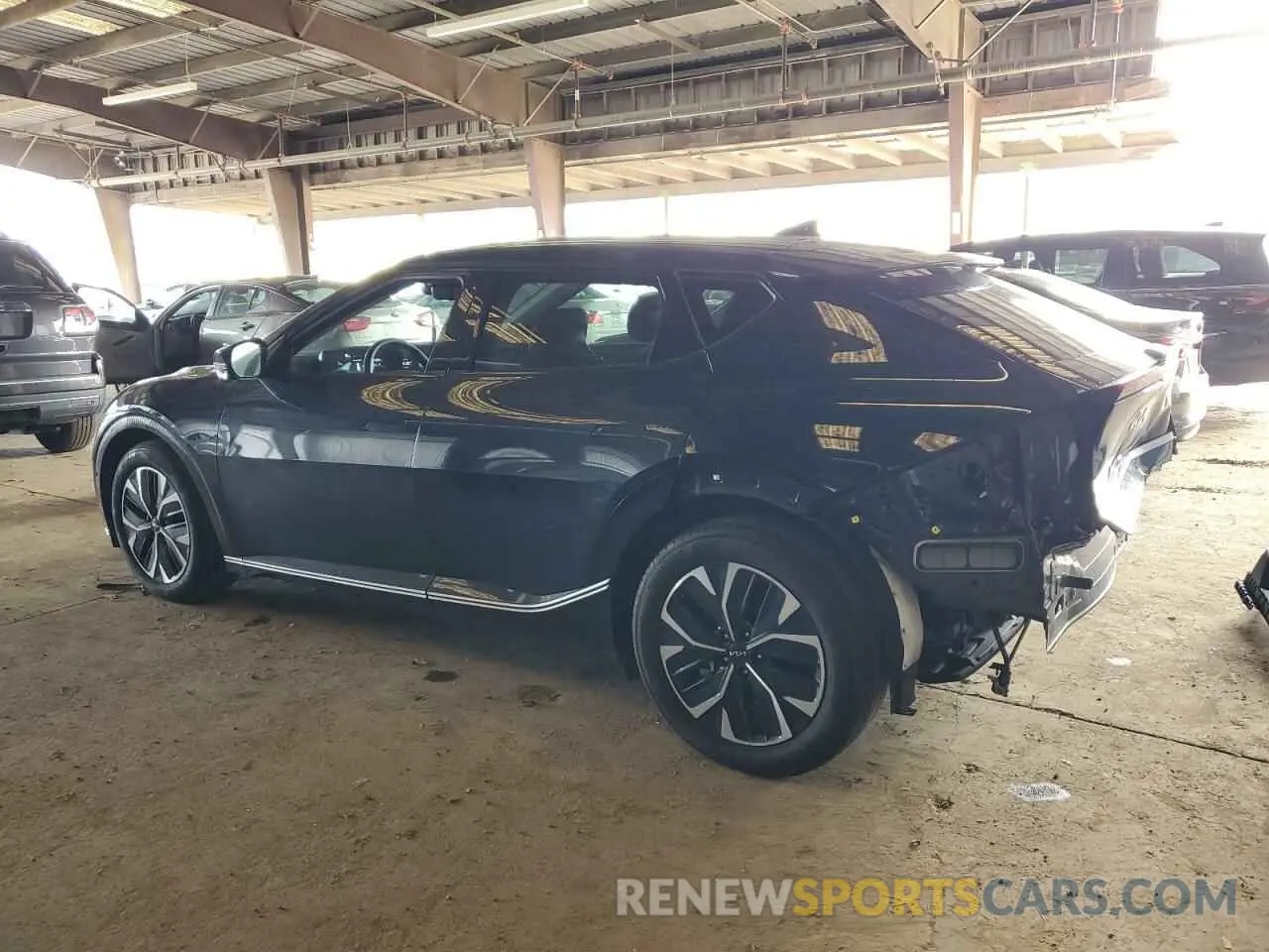 2 Photograph of a damaged car KNDC3DLC7N5087617 KIA EV6 LIGHT 2022
