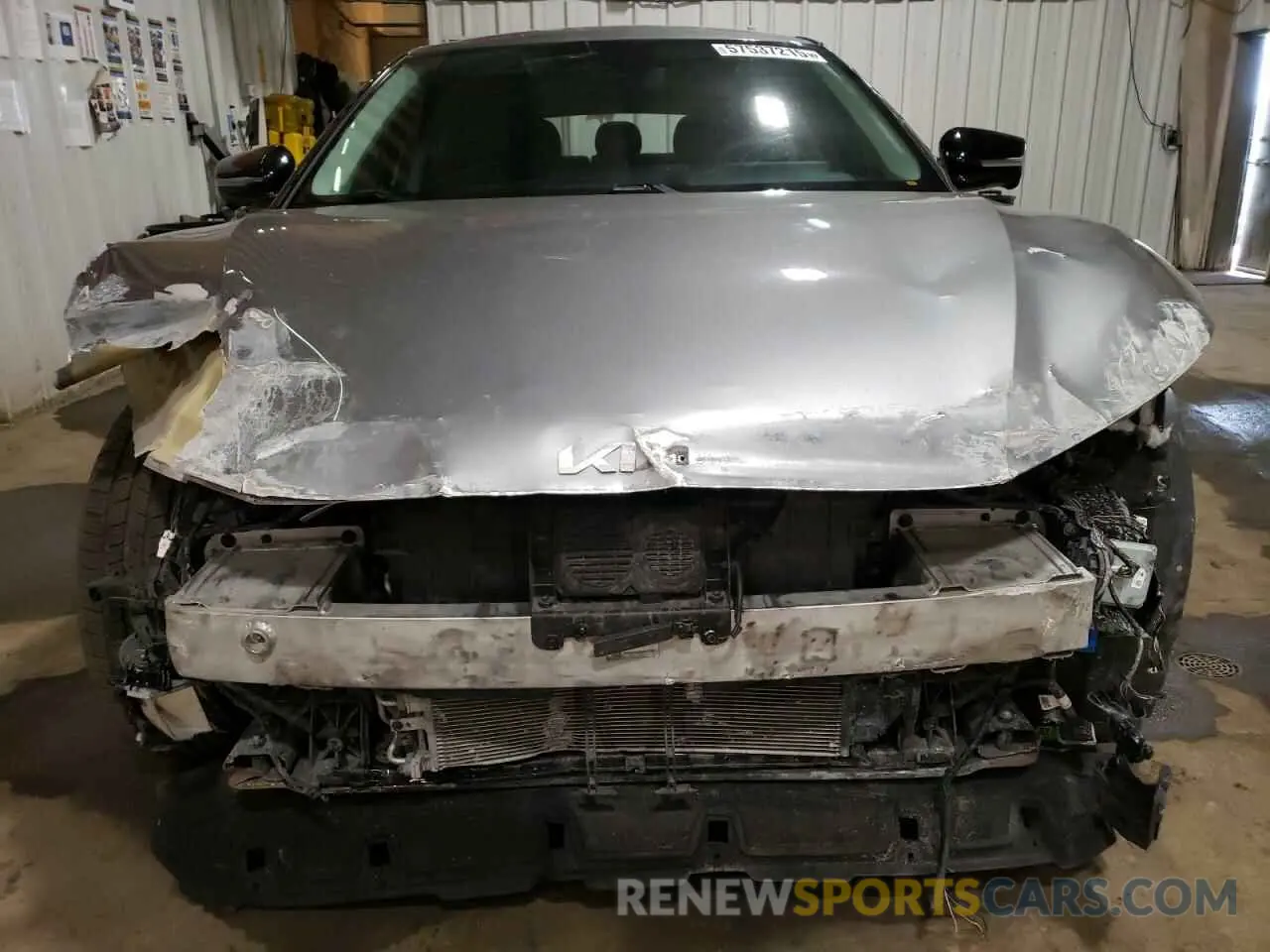 5 Photograph of a damaged car KNDC3DLC8N5038538 KIA EV6 LIGHT 2022