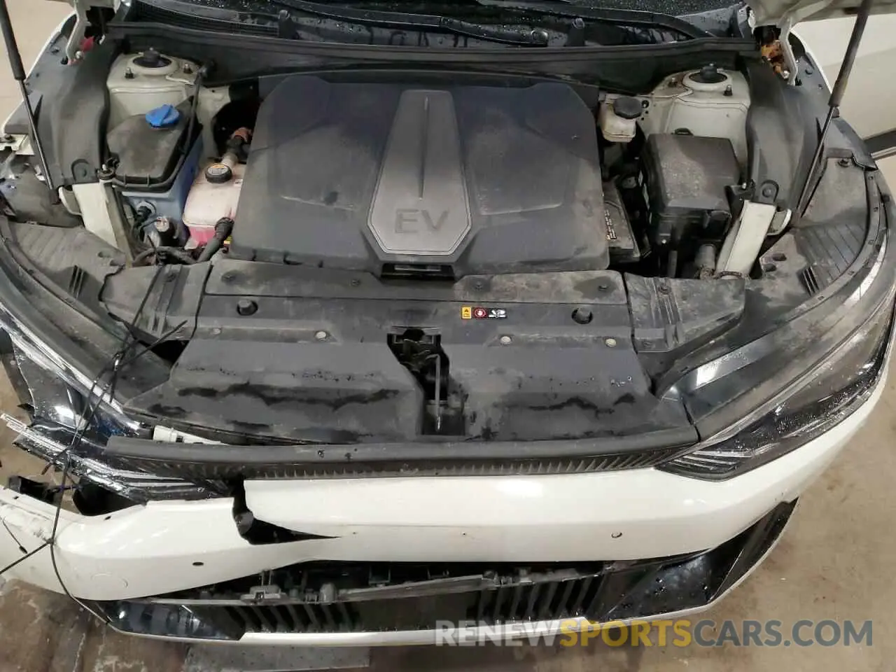 14 Photograph of a damaged car KNDC3DLC9N5027211 KIA EV6 LIGHT 2022