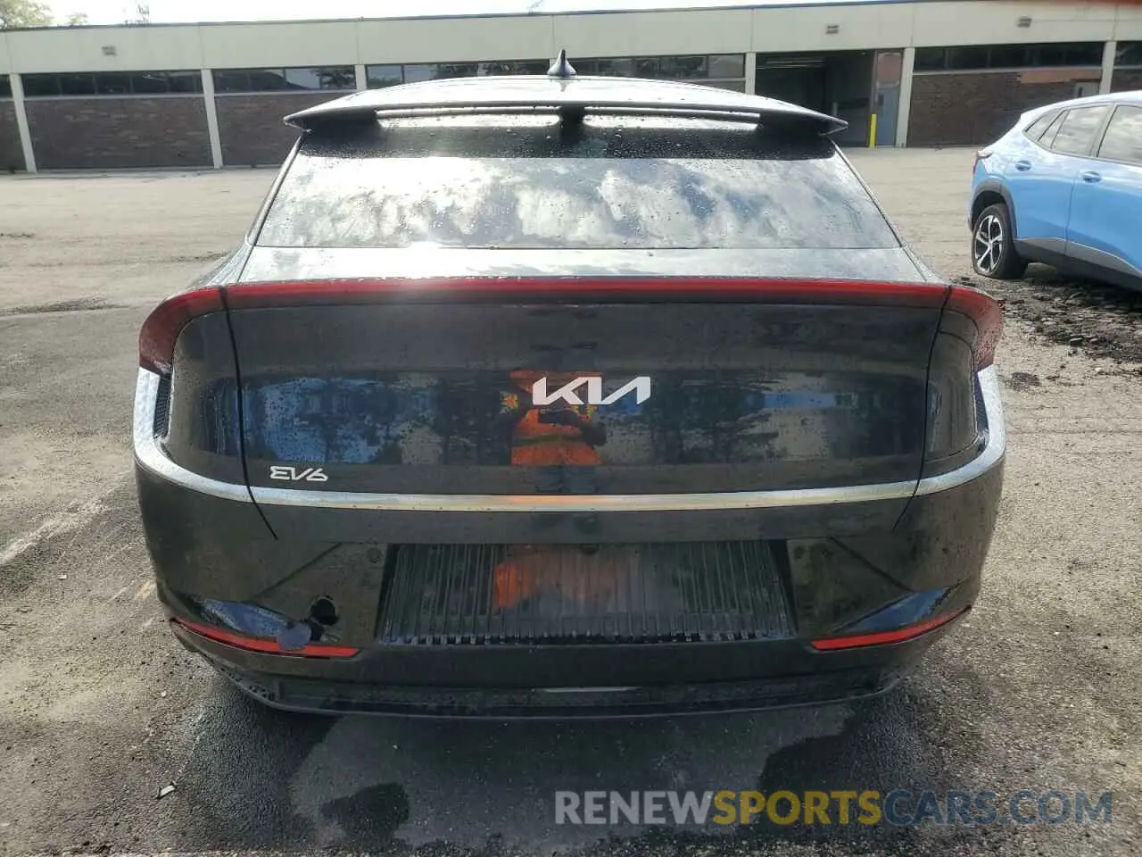 6 Photograph of a damaged car KNDC34LA1P5611474 KIA EV6 LIGHT 2023