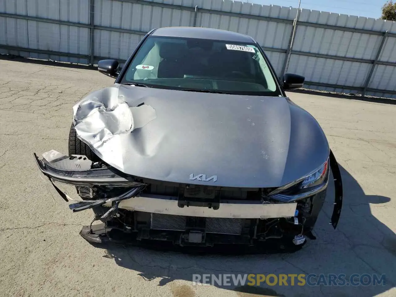 5 Photograph of a damaged car KNDC34LA3P5609791 KIA EV6 LIGHT 2023