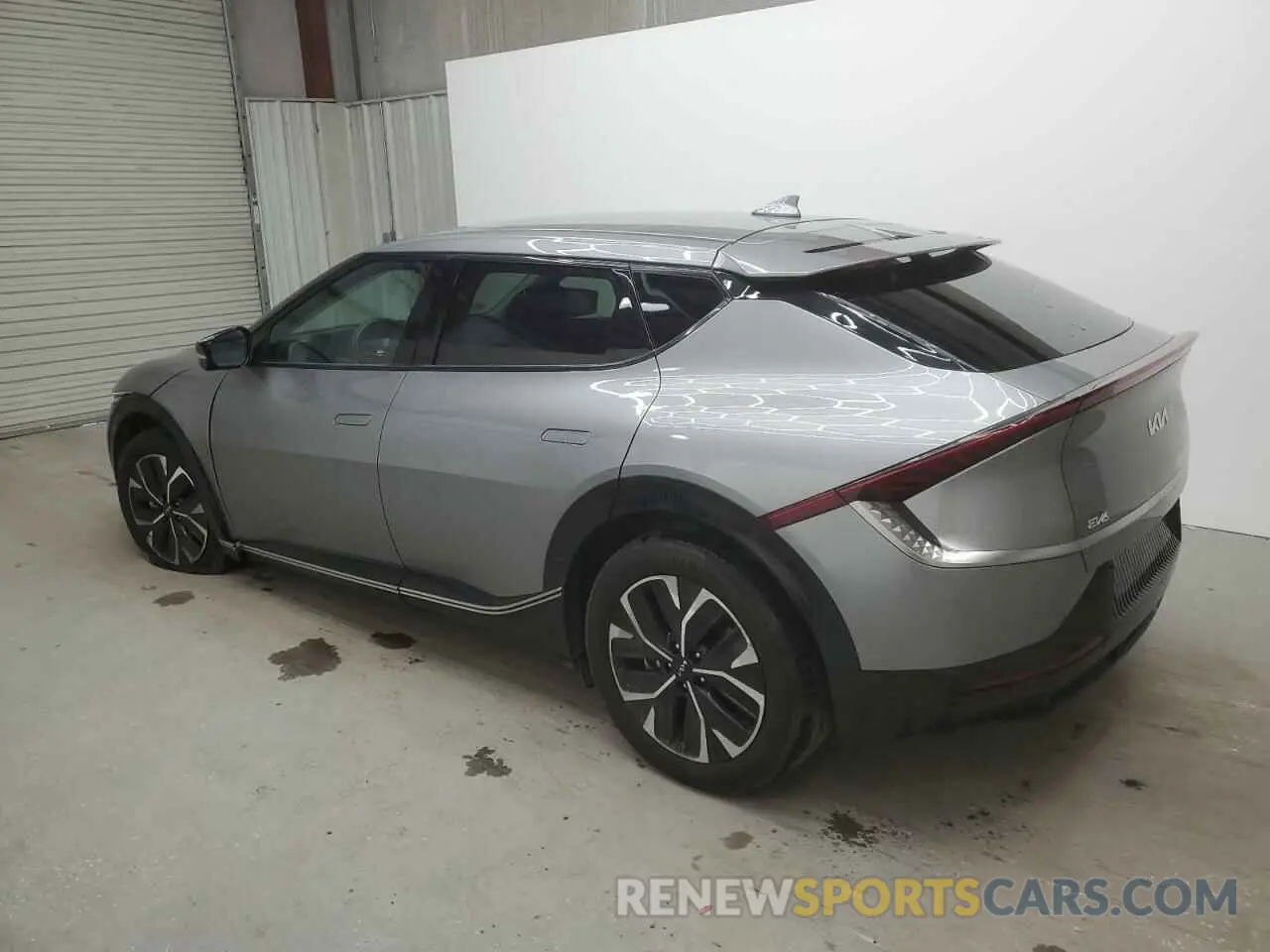 2 Photograph of a damaged car KNDC34LA6P5606271 KIA EV6 LIGHT 2023