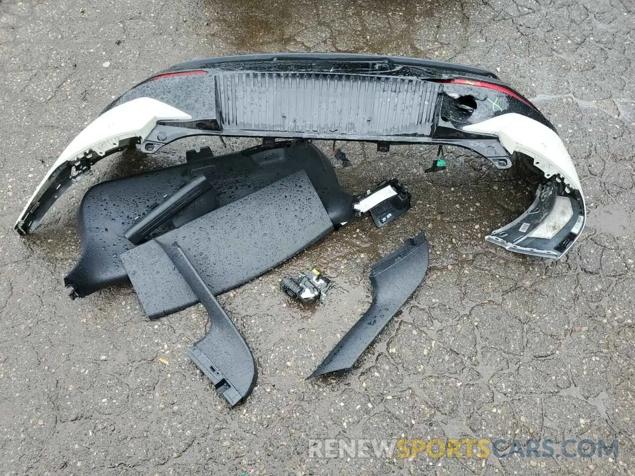 13 Photograph of a damaged car KNDC34LA9P5158107 KIA EV6 LIGHT 2023