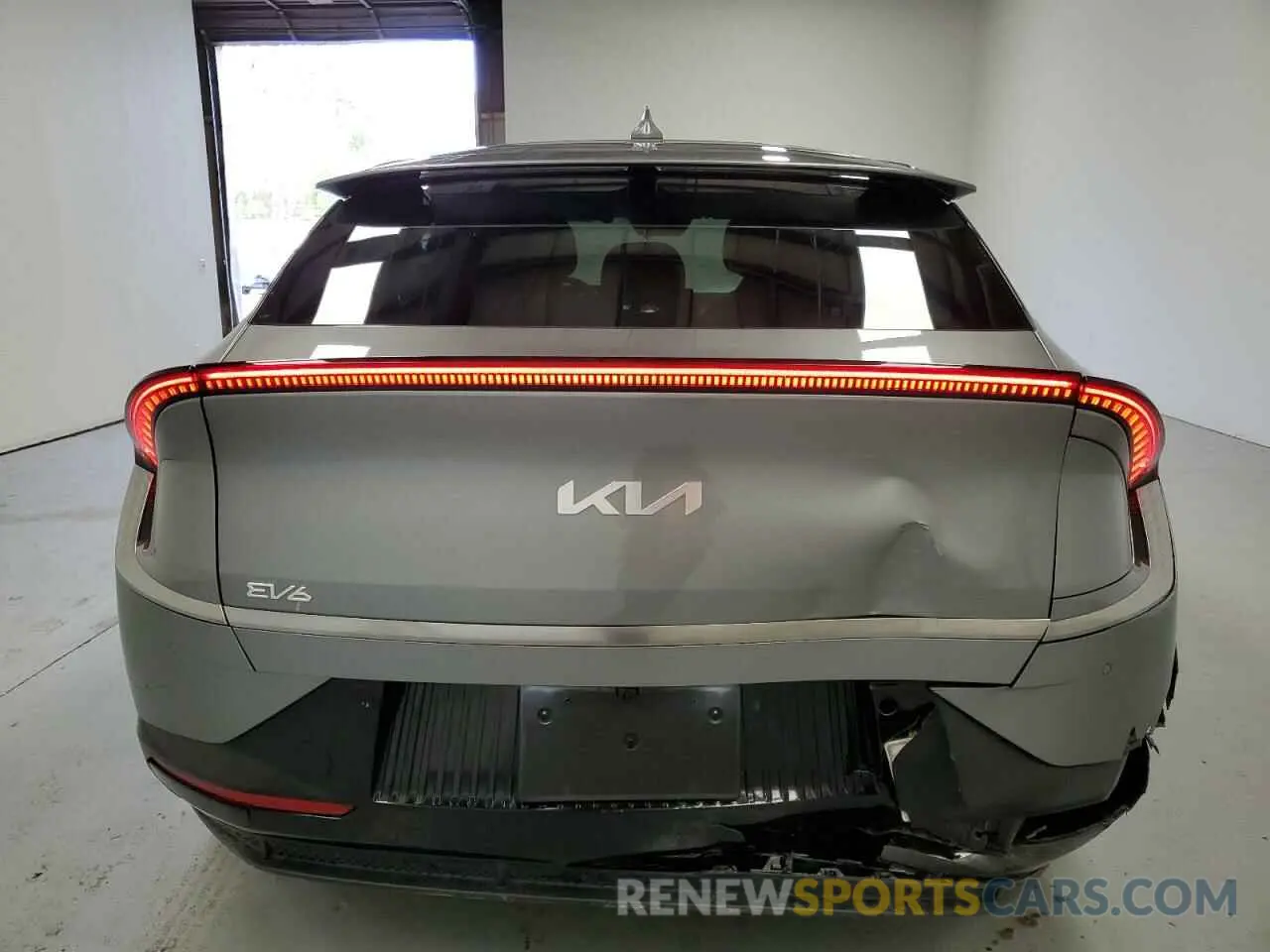 6 Photograph of a damaged car KNDC34LA4R5201979 KIA EV6 LIGHT 2024